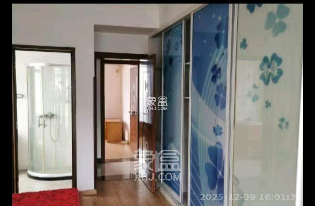 湘绣城 3室2厅2卫 1500.0元/月 湘绣城 3室2厅2卫 1500.0元/月室内图