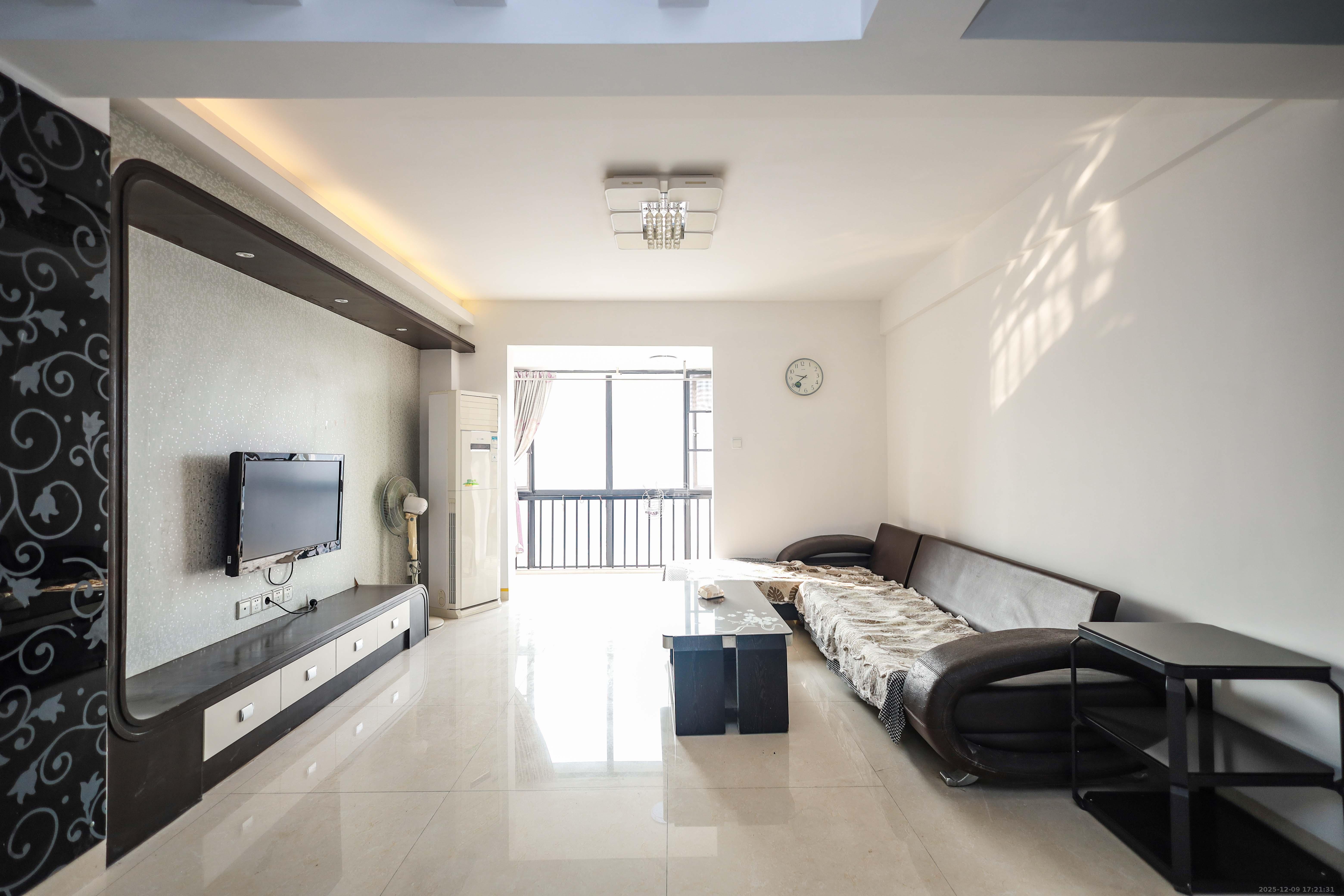 西城龙庭  3室2厅1卫    69.8万