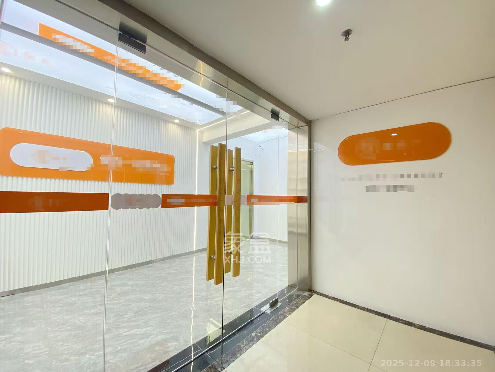 长城万富汇   166.0㎡      5500.0元/月