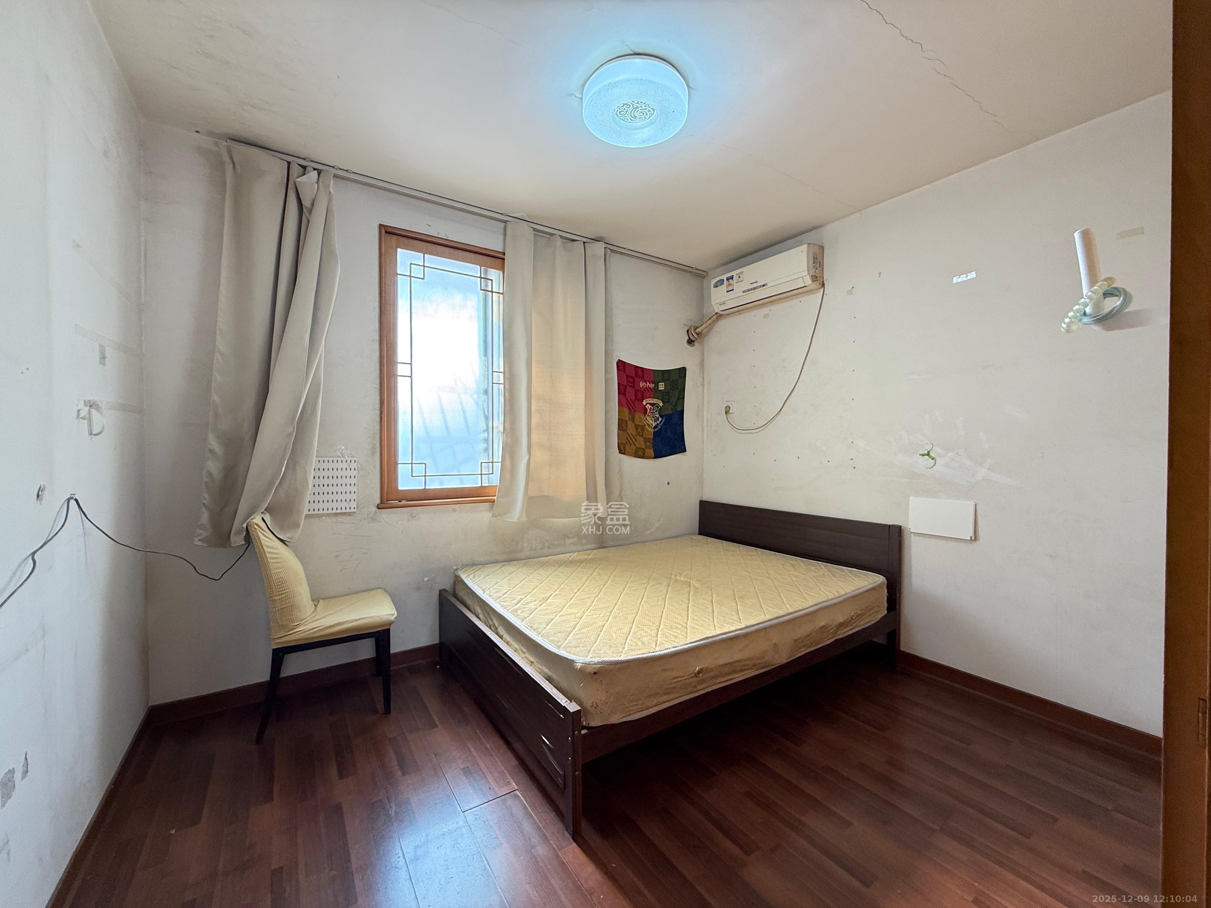 狮子山二片  2室1厅1卫    1400.0元/月室内图