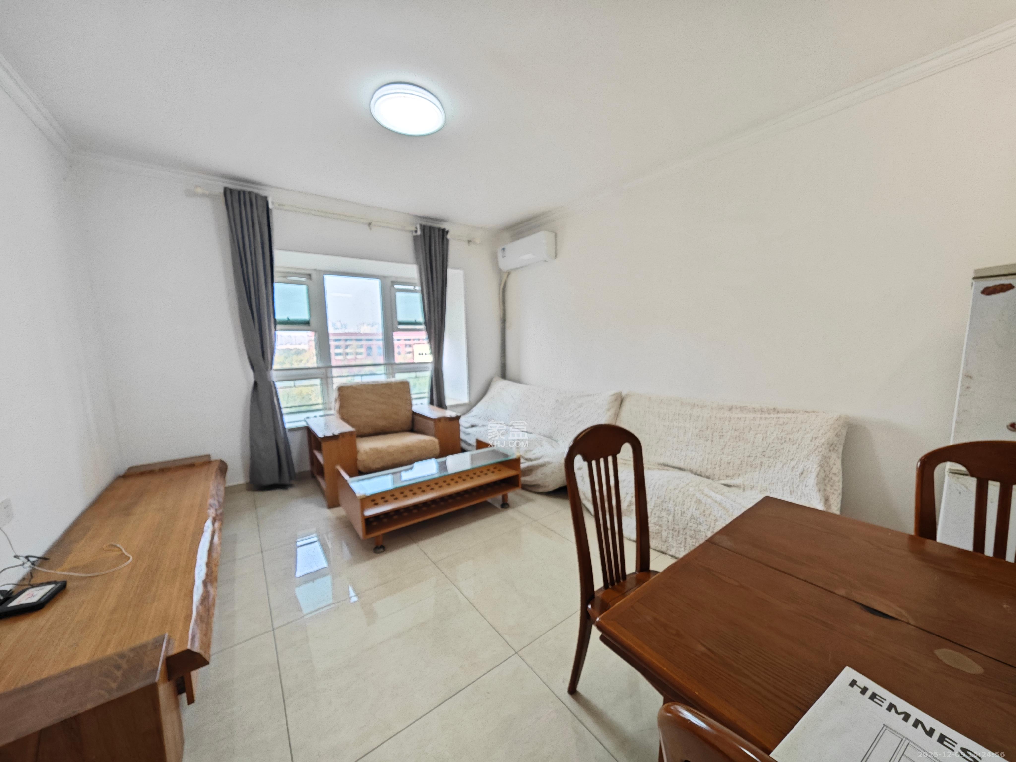 三重星都心  2室1厅1卫    2100.0元/月