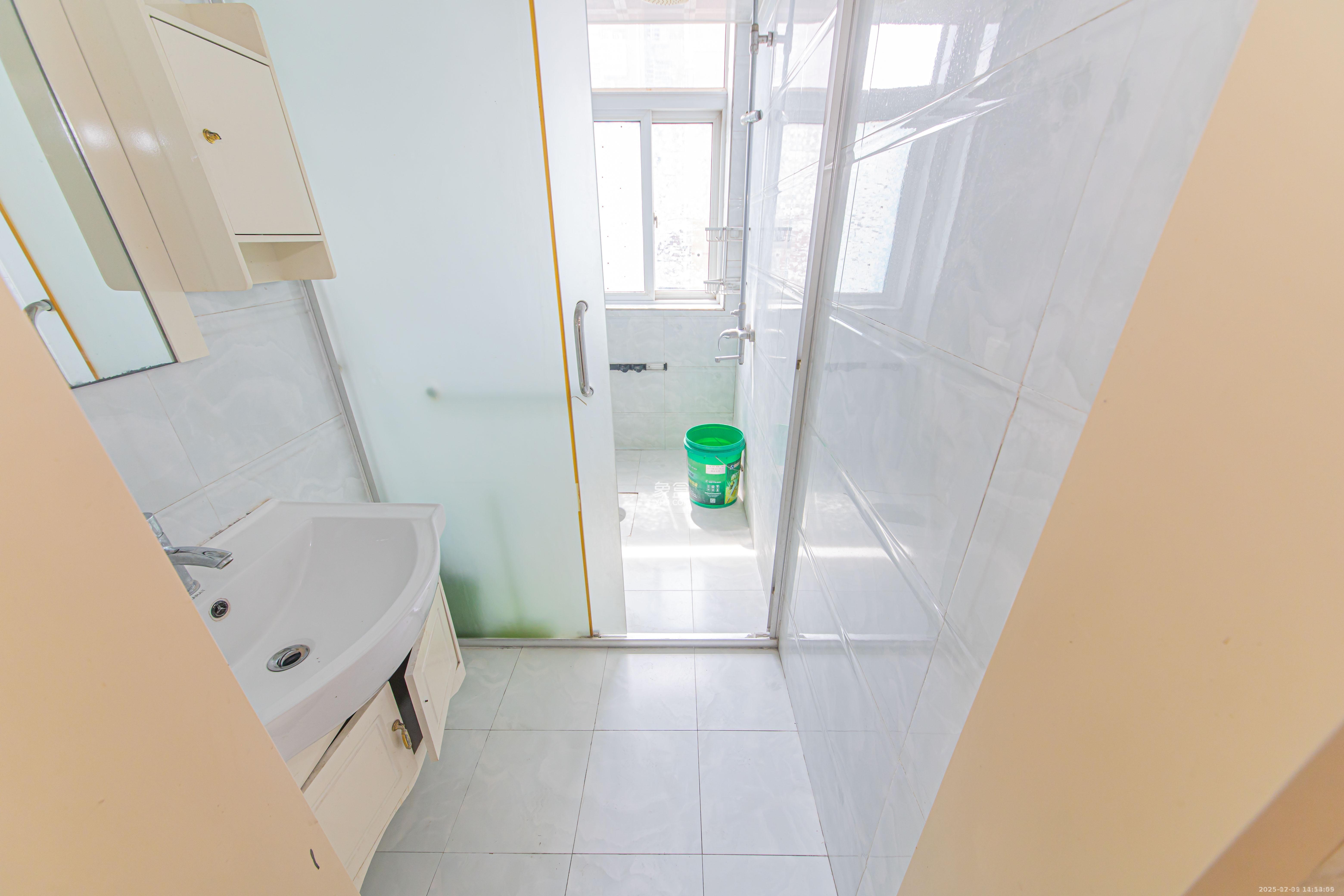 凯富漫城  2室1厅1卫    1500.0元/月室内图