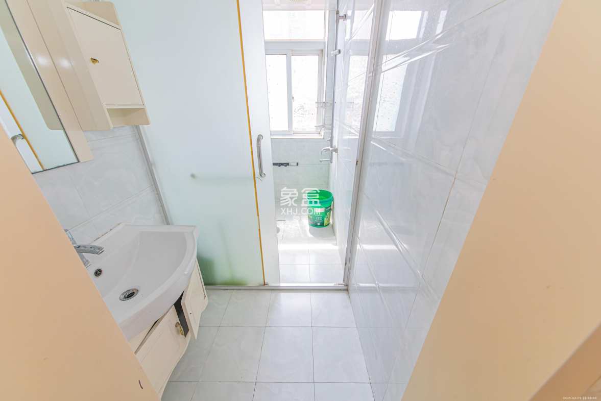 凯富漫城 2室1厅1卫 1500.0元/月 凯富漫城 2室1厅1卫 1500.0元/月室内图