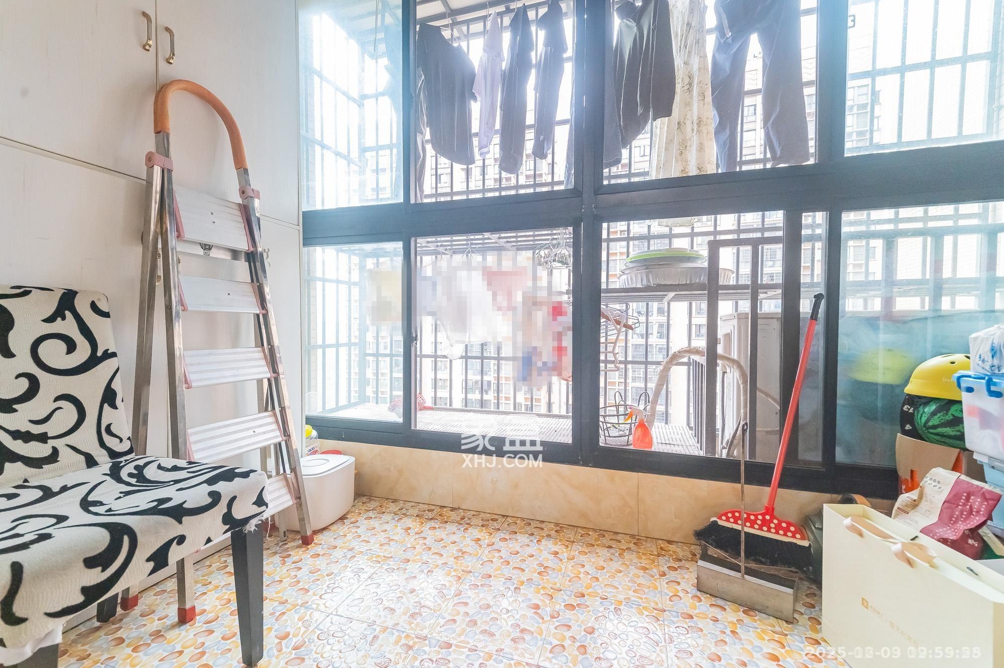 深业睿城 3室2厅1卫 2500.0元/月 深业睿城 3室2厅1卫 2500.0元/月室内图