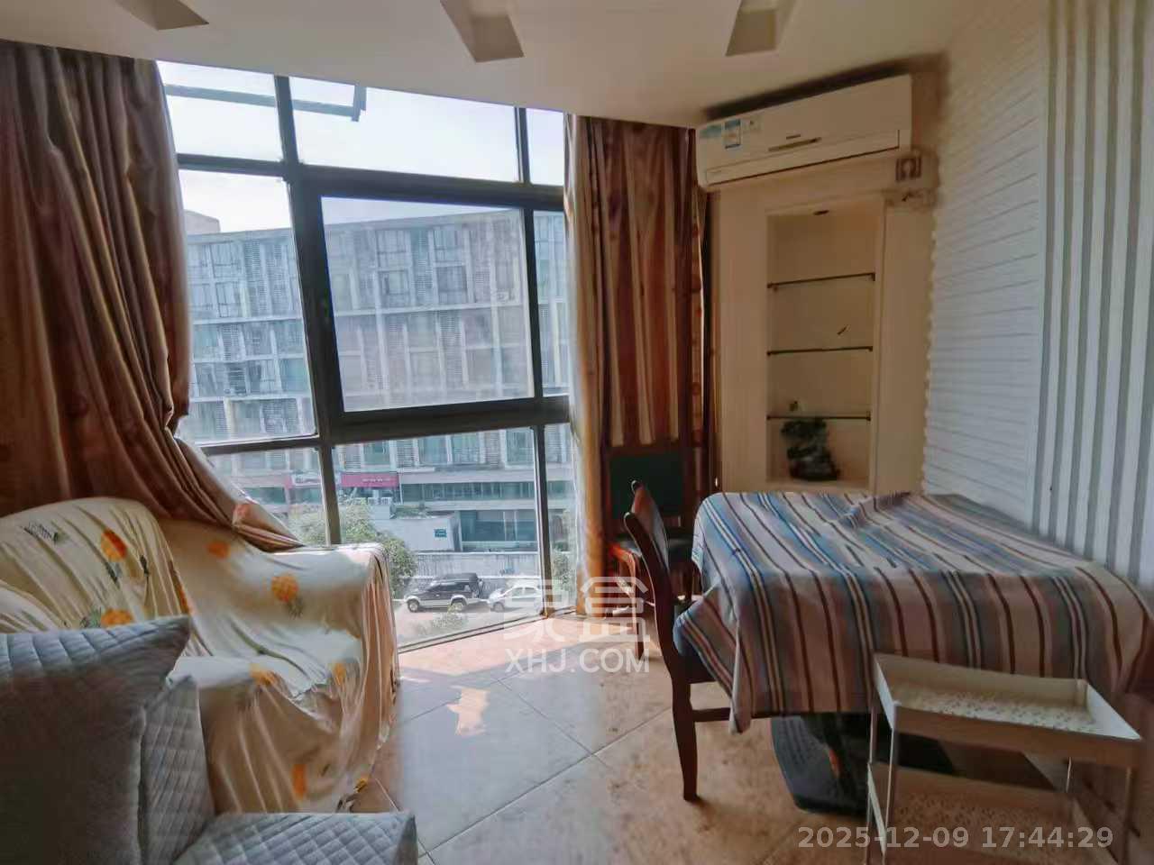 阳光100二期 1室1厅1卫 2000.0元/月 阳光100二期 1室1厅1卫 2000.0元/月室内图