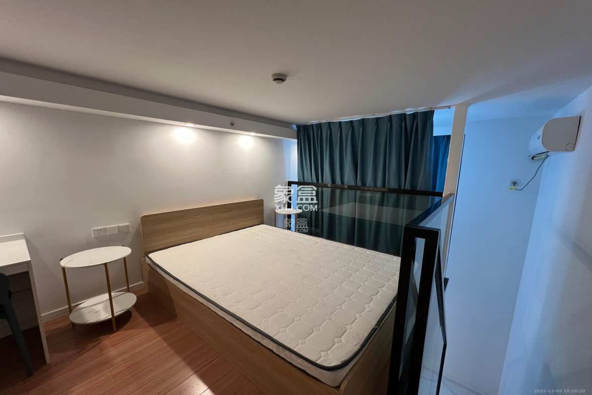 卓越江岸 1室0厅0卫 1800.0元/月 卓越江岸 1室0厅0卫 1800.0元/月室内图