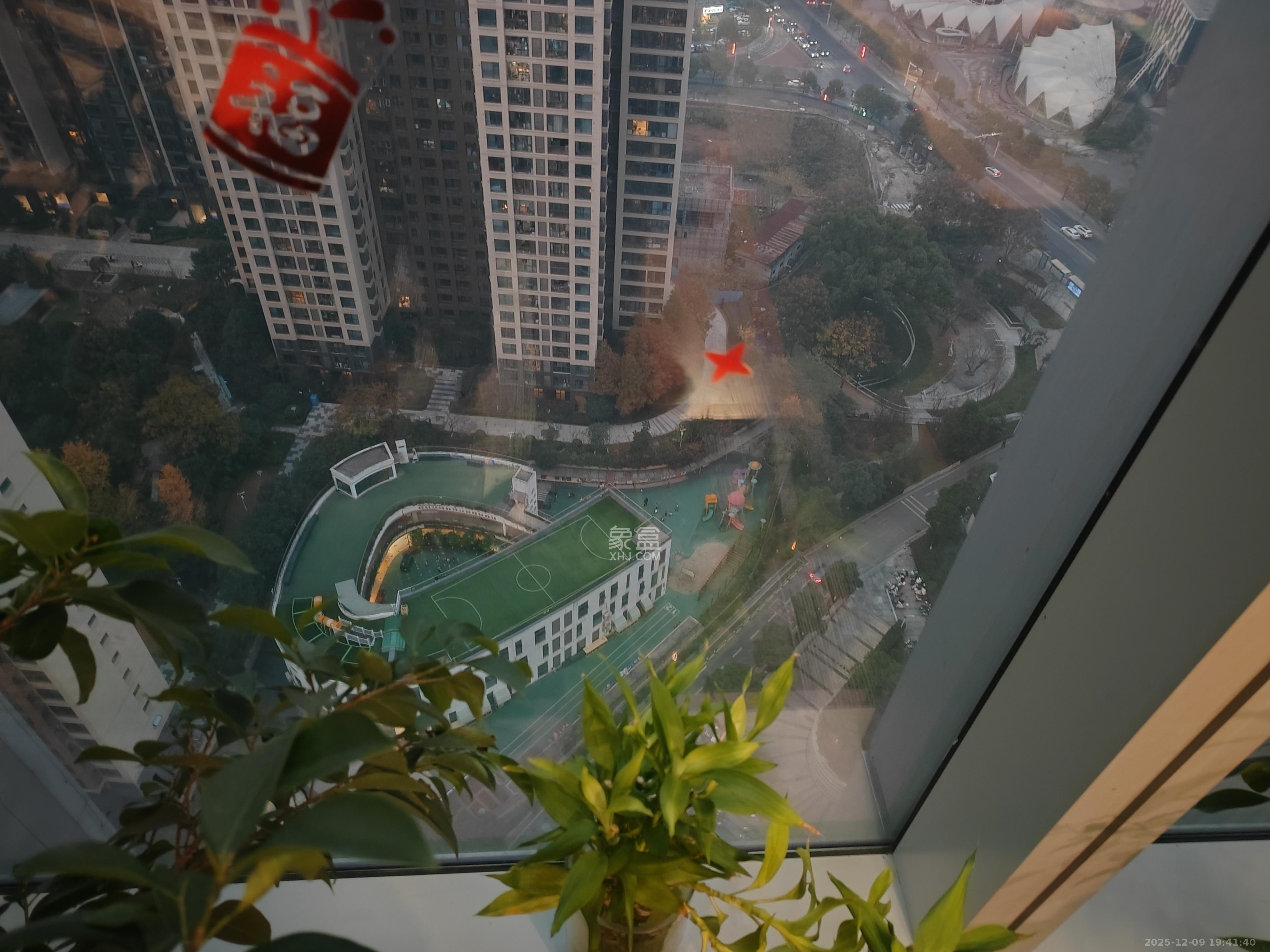 楷林国际   256.0㎡      14500.0元/月室内图