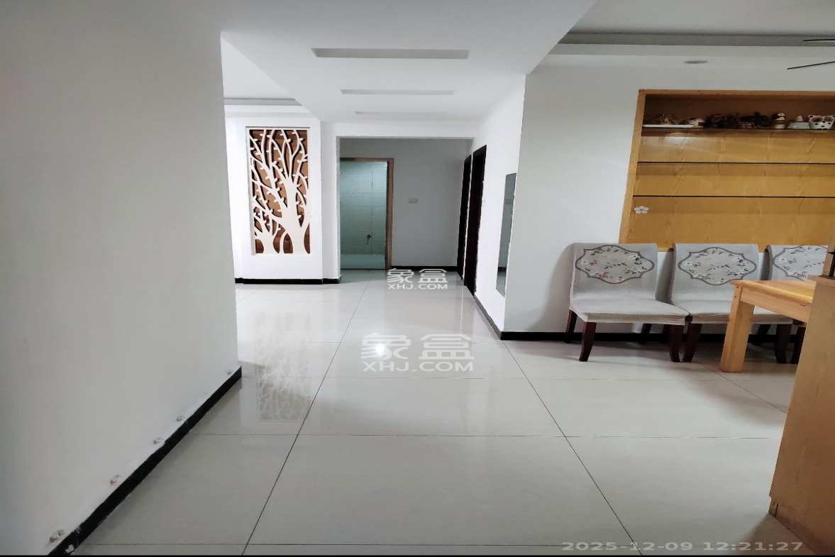 保利麓谷林语D区 3室1厅1卫 2200.0元/月 保利麓谷林语D区 3室1厅1卫 2200.0元/月室内图