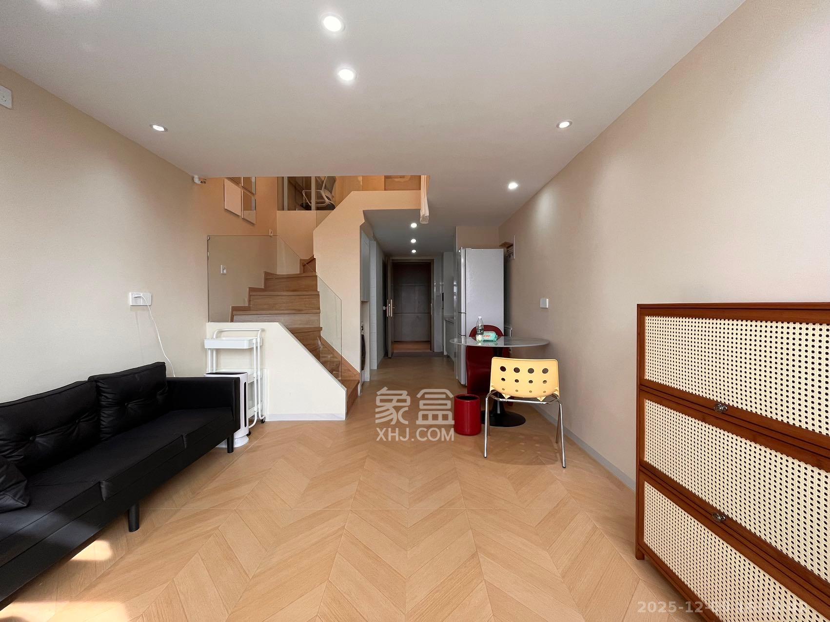 时代MOMA云PARK  2室1厅1卫    2500.0元/月