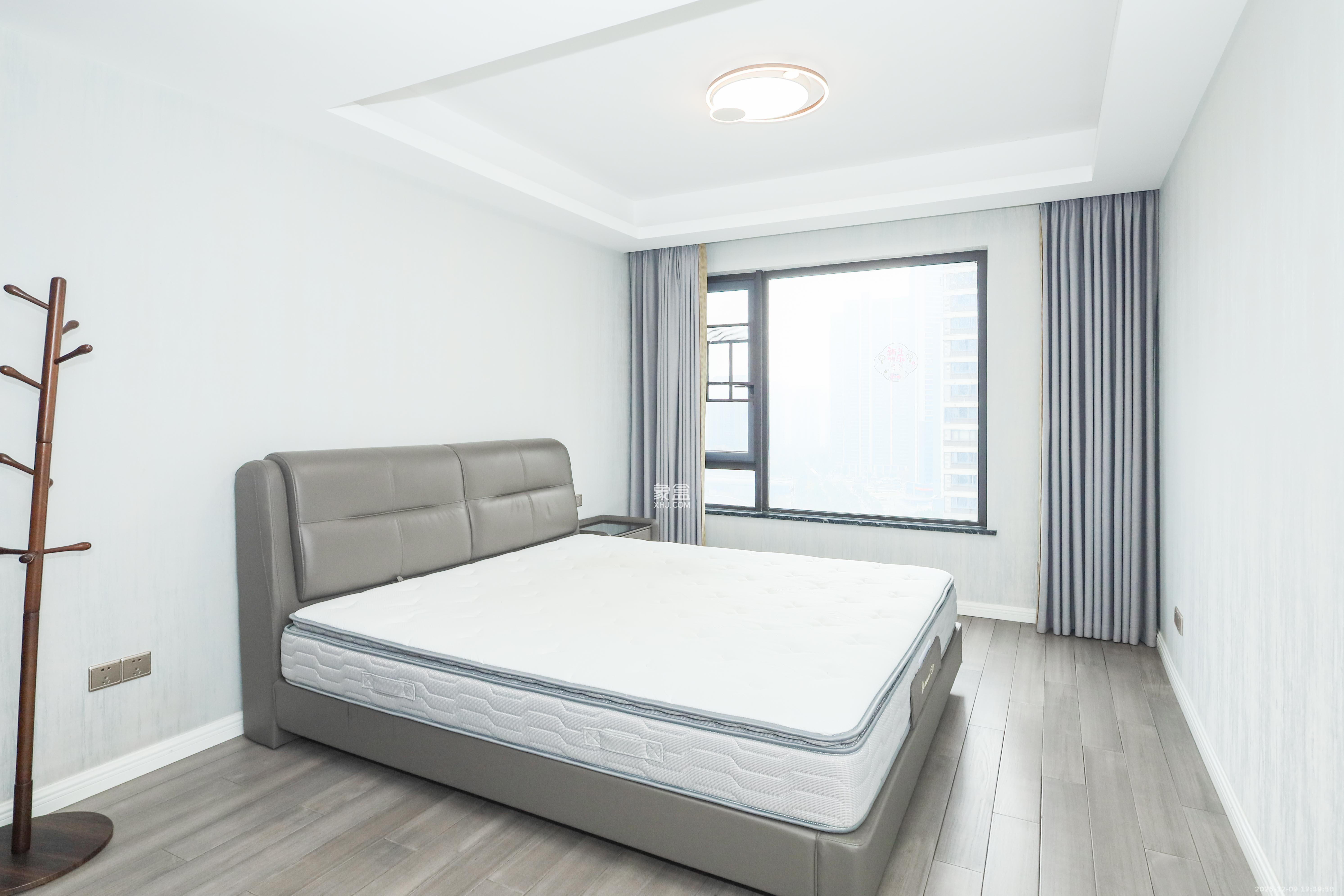 建发央著  2室2厅1卫    3800.0元/月室内图