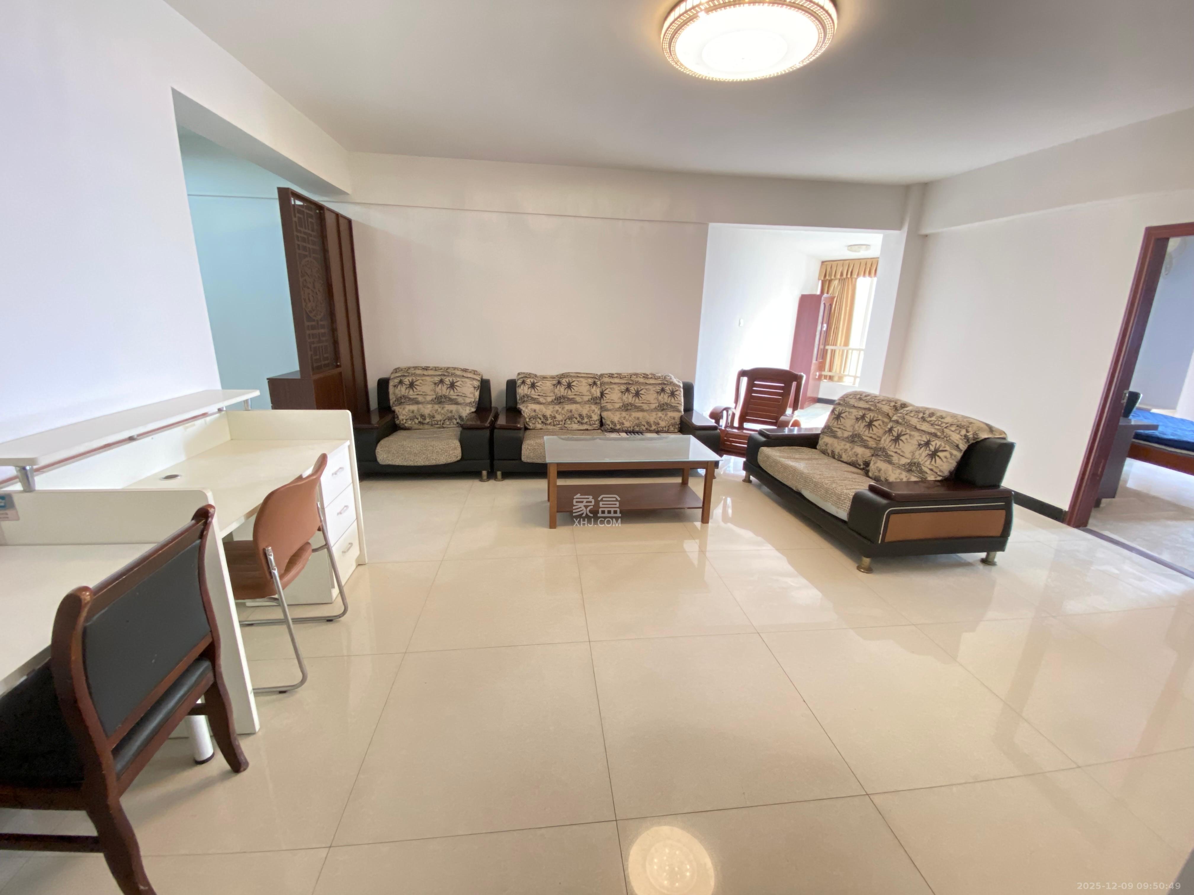 城市动力  2室1厅1卫    2200.0元/月室内图