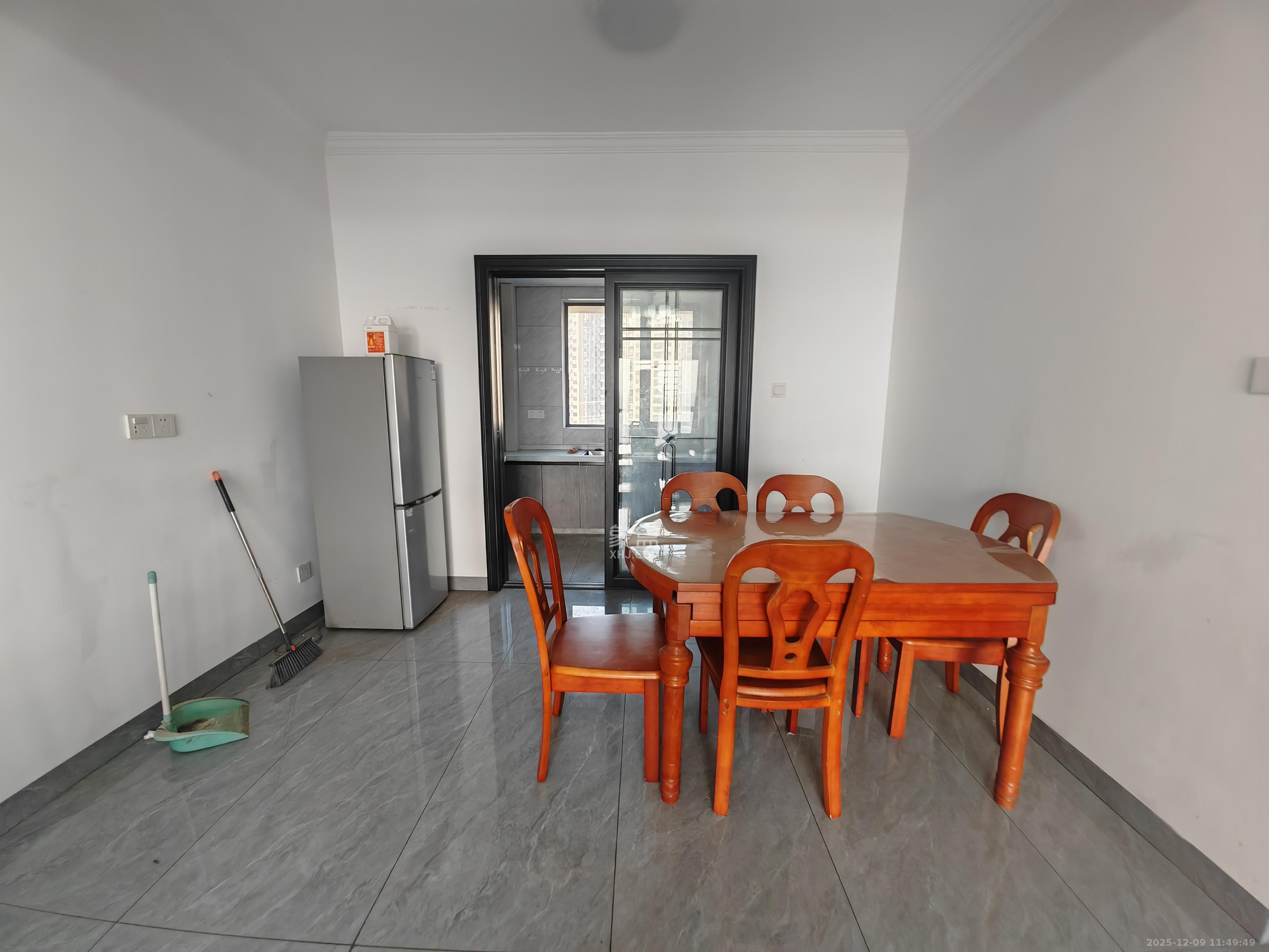 中南国际眼镜城（中伟商业中心）  1室0厅0卫    2600.0元/月室内图