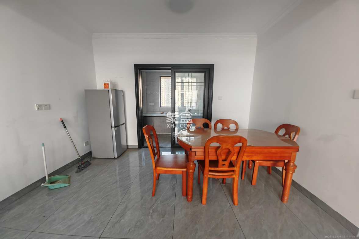 中南国际眼镜城(中伟商业中心) 1室0厅0卫 2600.0元/月 中南国际眼镜城(中伟商业中心) 1室0厅0卫 2600.0元/月室内图