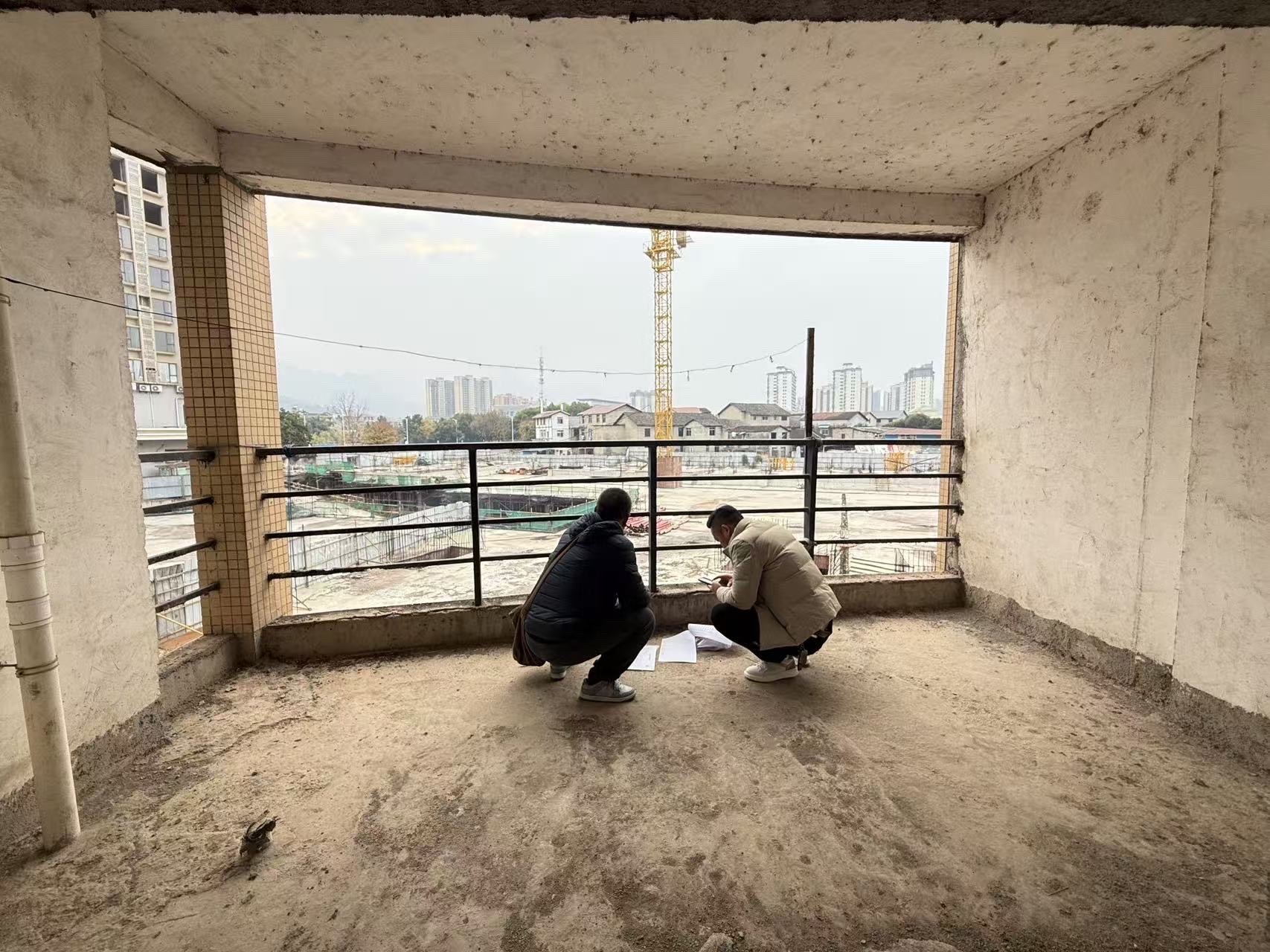 广茂园二期  4室2厅2卫    61.8万