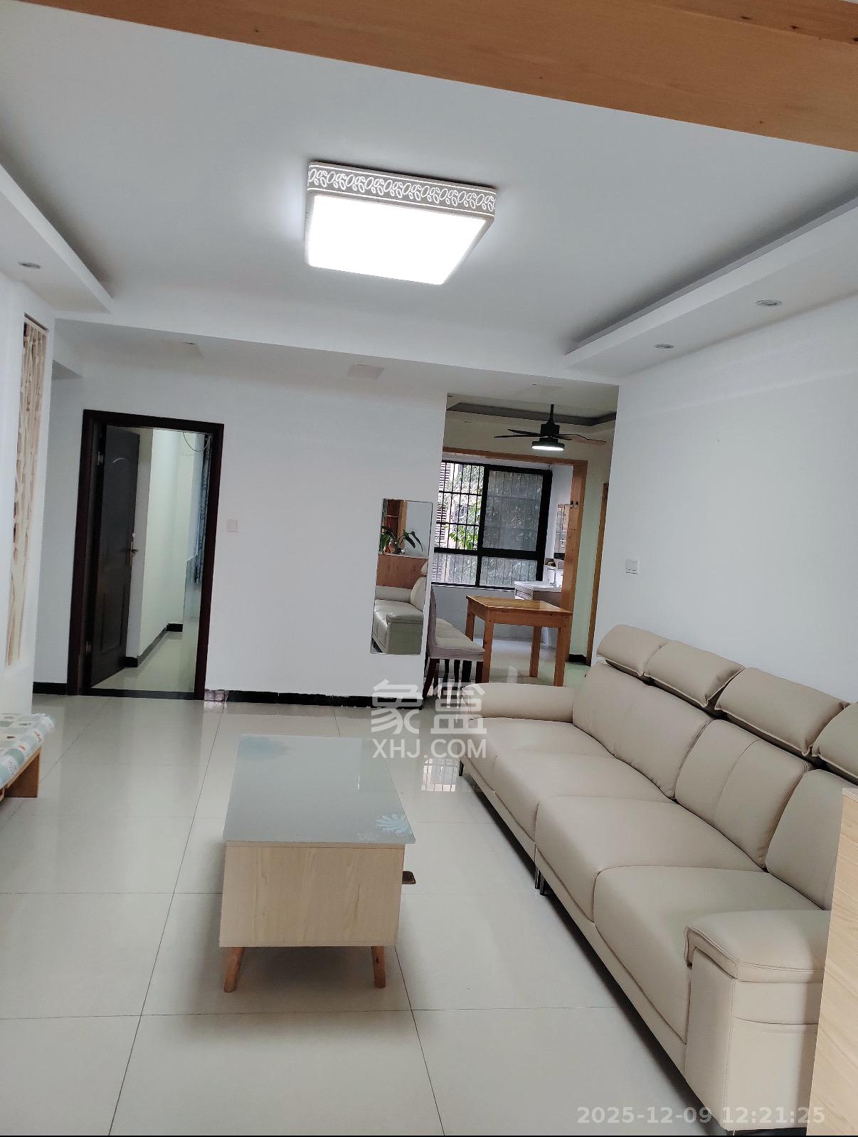 保利麓谷林语D区  3室1厅1卫    2200.0元/月室内图1