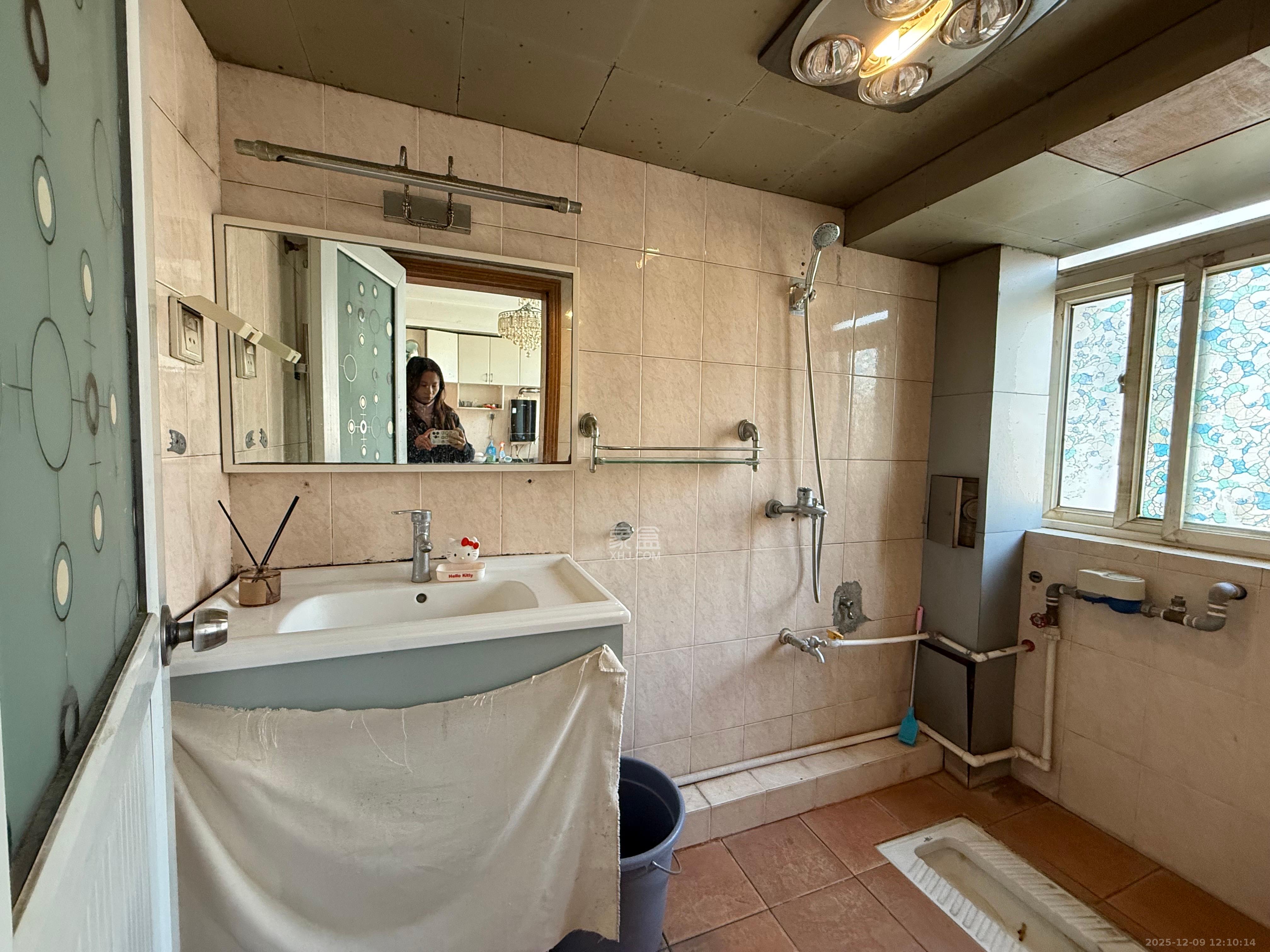 狮子山二片  2室1厅1卫    1400.0元/月室内图