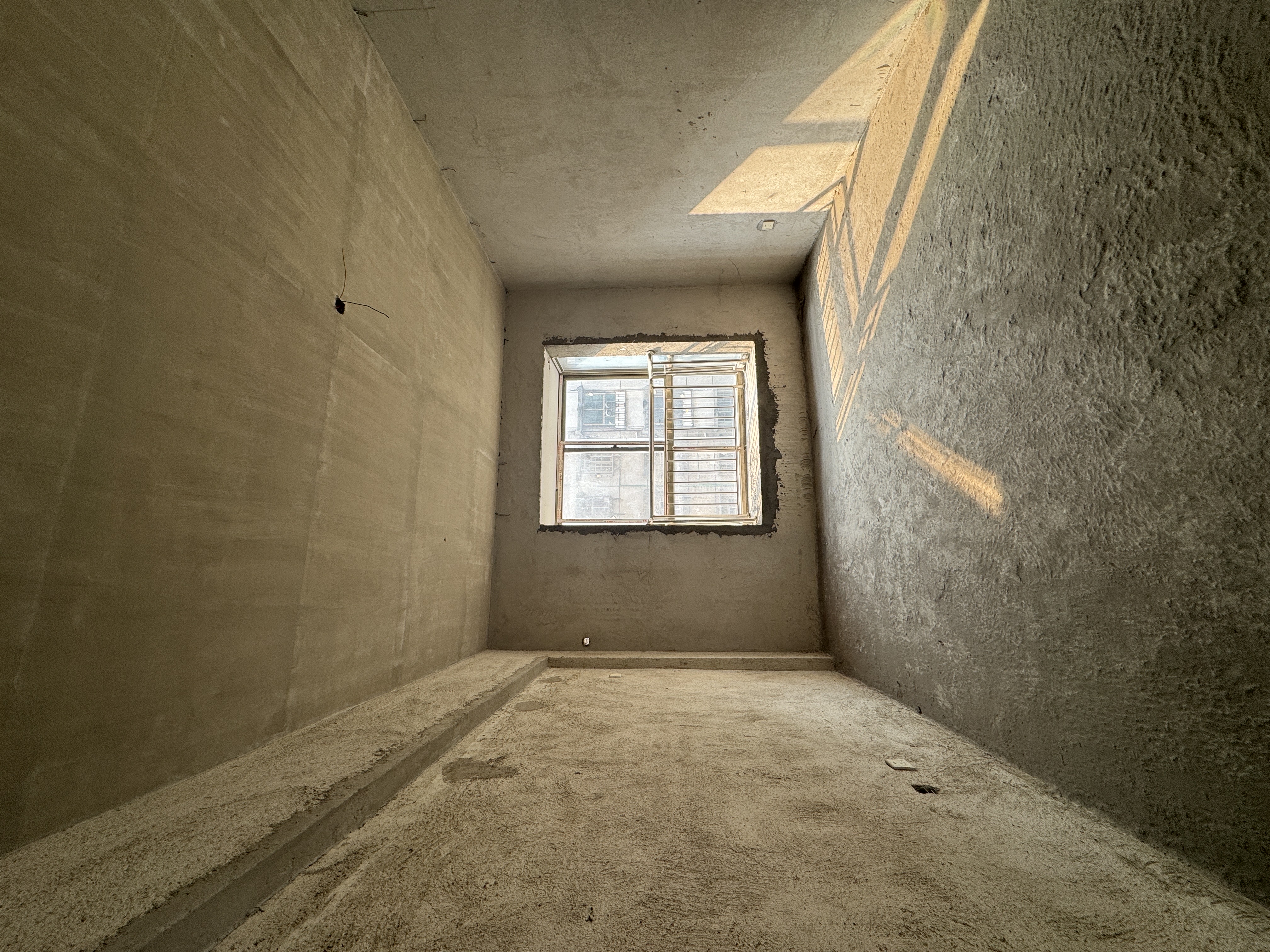 文苑小区  3室2厅2卫    62.8万客厅