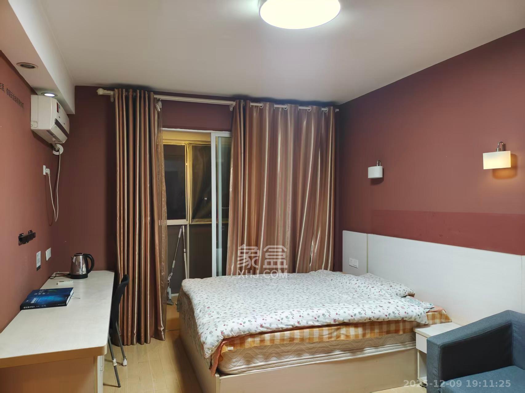 银轩铭誉（四海怡家）  1室1厅1卫    1500.0元/月