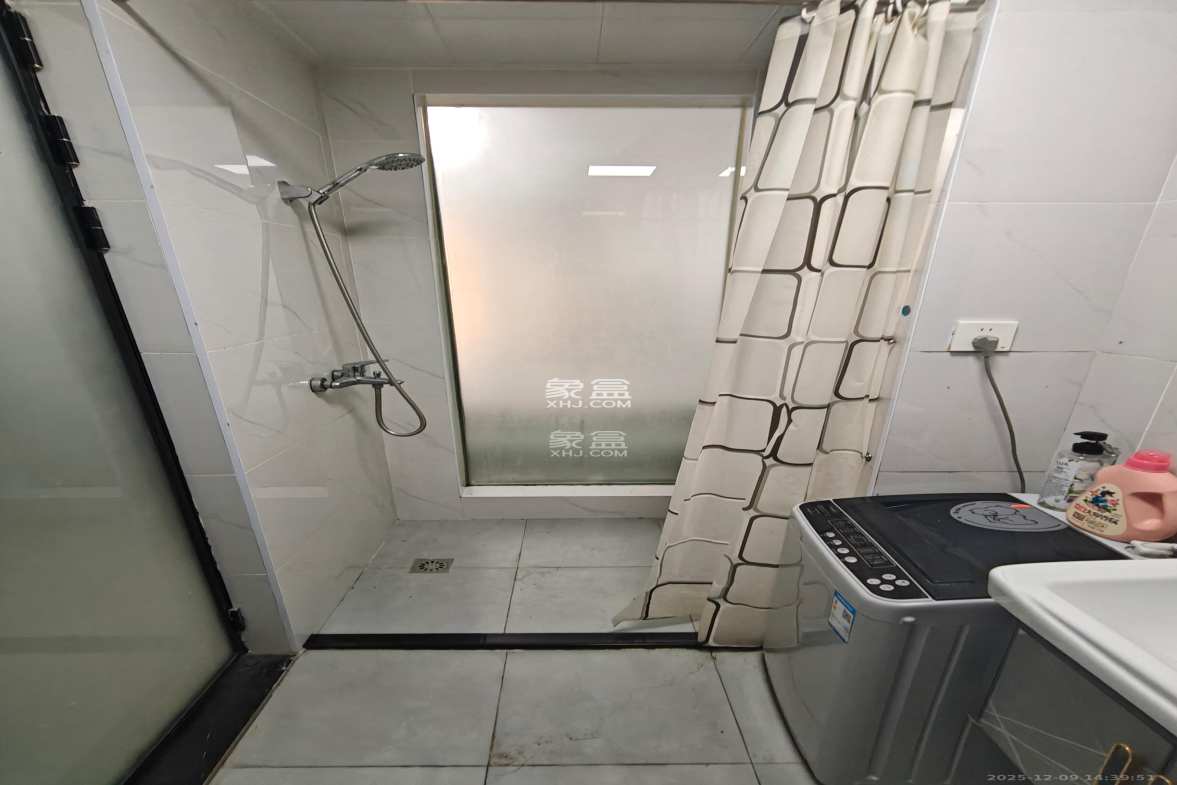 克拉美丽山庄(晟领国际)三期 1室1厅1卫 1200.0元/月 克拉美丽山庄(晟领国际)三期 1室1厅1卫 1200.0元/月室内图