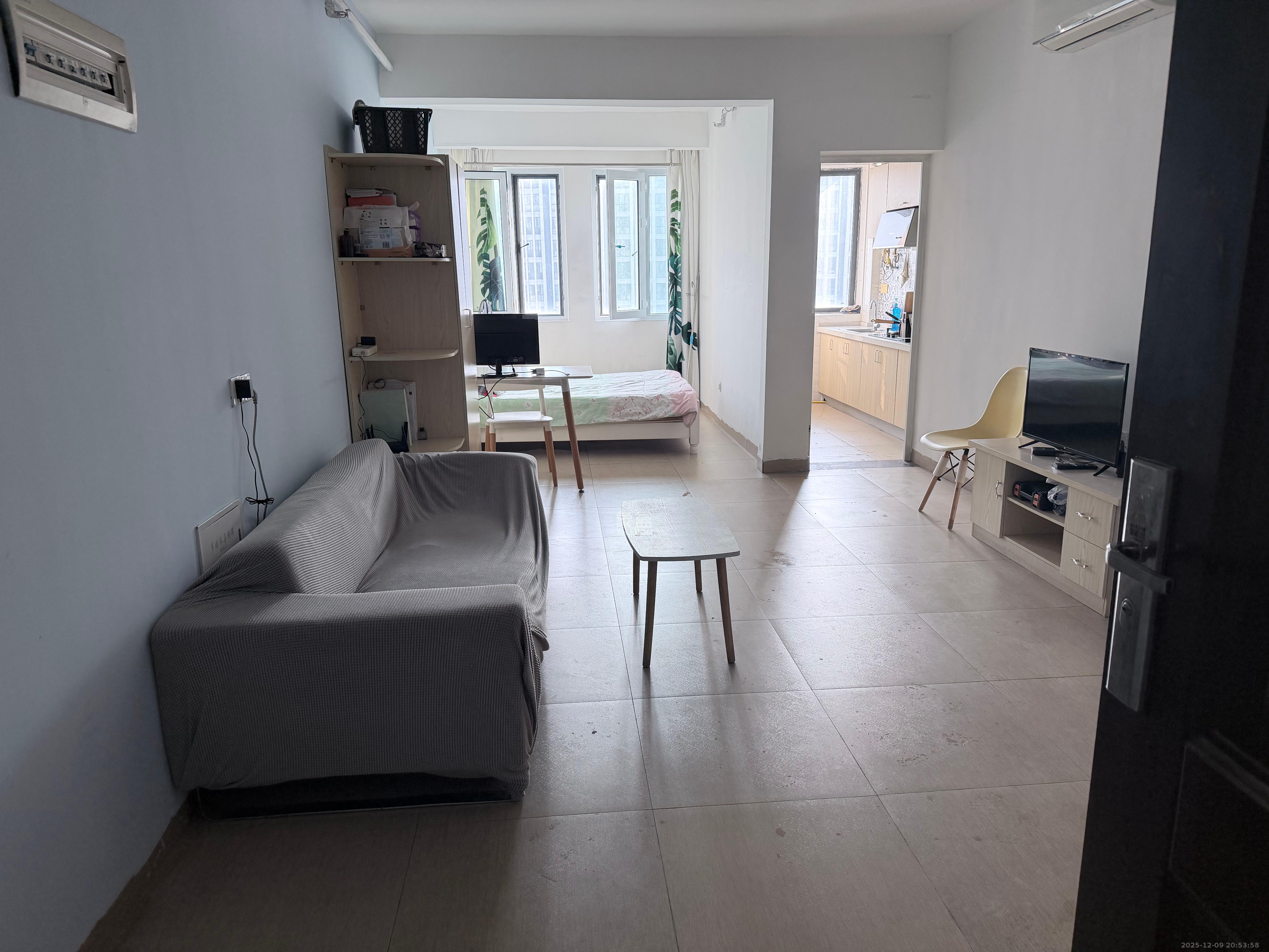 欧亚达国际广场 1室1厅1卫 1500.0元/月 欧亚达国际广场 1室1厅1卫 1500.0元/月室内图