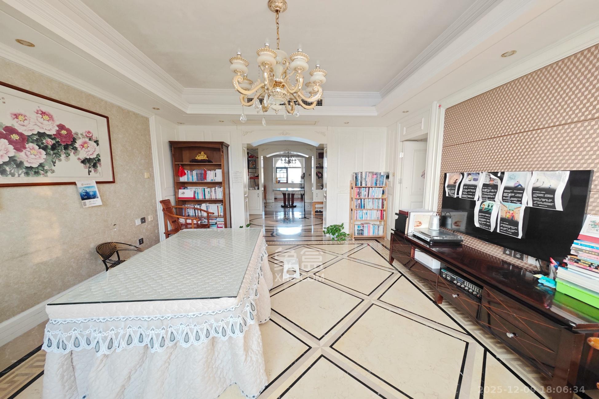 阳光锦城  3室2厅1卫    196.0万