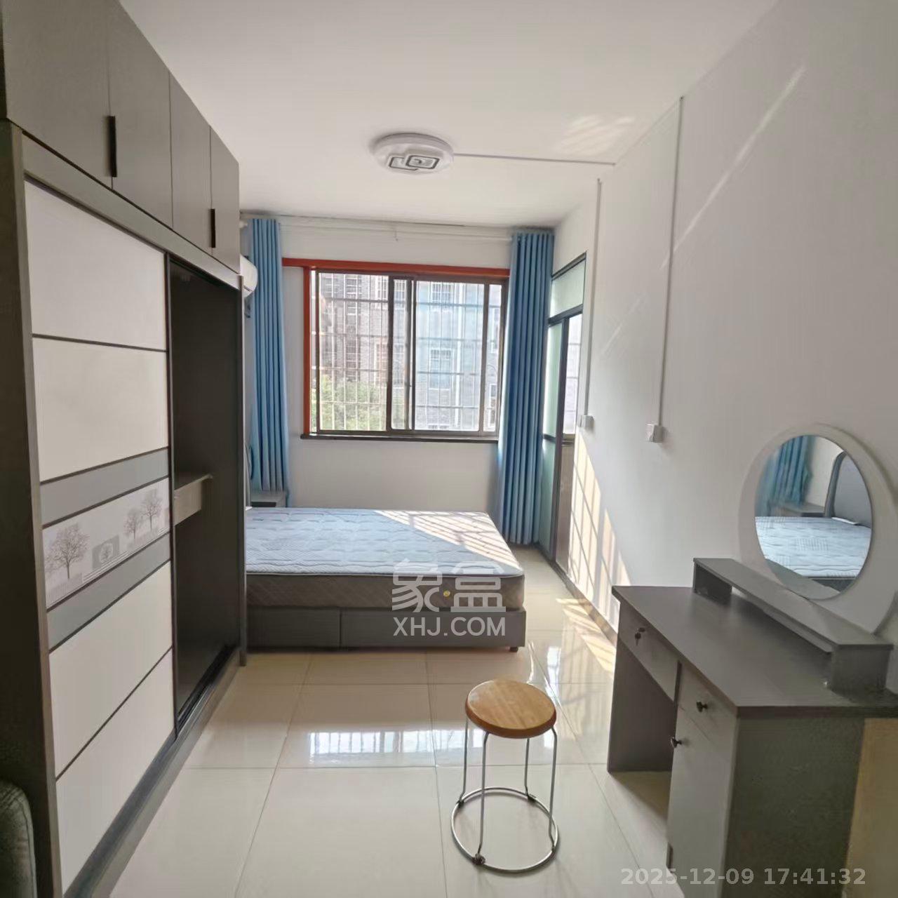 黄鹤小区2片 1室0厅0卫 1100.0元/月 黄鹤小区2片 1室0厅0卫 1100.0元/月室内图