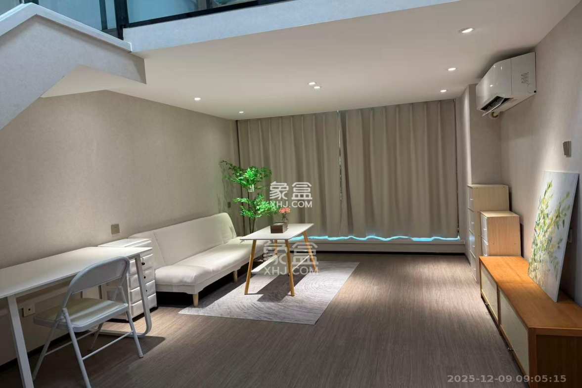 中一鲲出(鲲鹏府) 2室2厅1卫 2300.0元/月 中一鲲出(鲲鹏府) 2室2厅1卫 2300.0元/月室内图