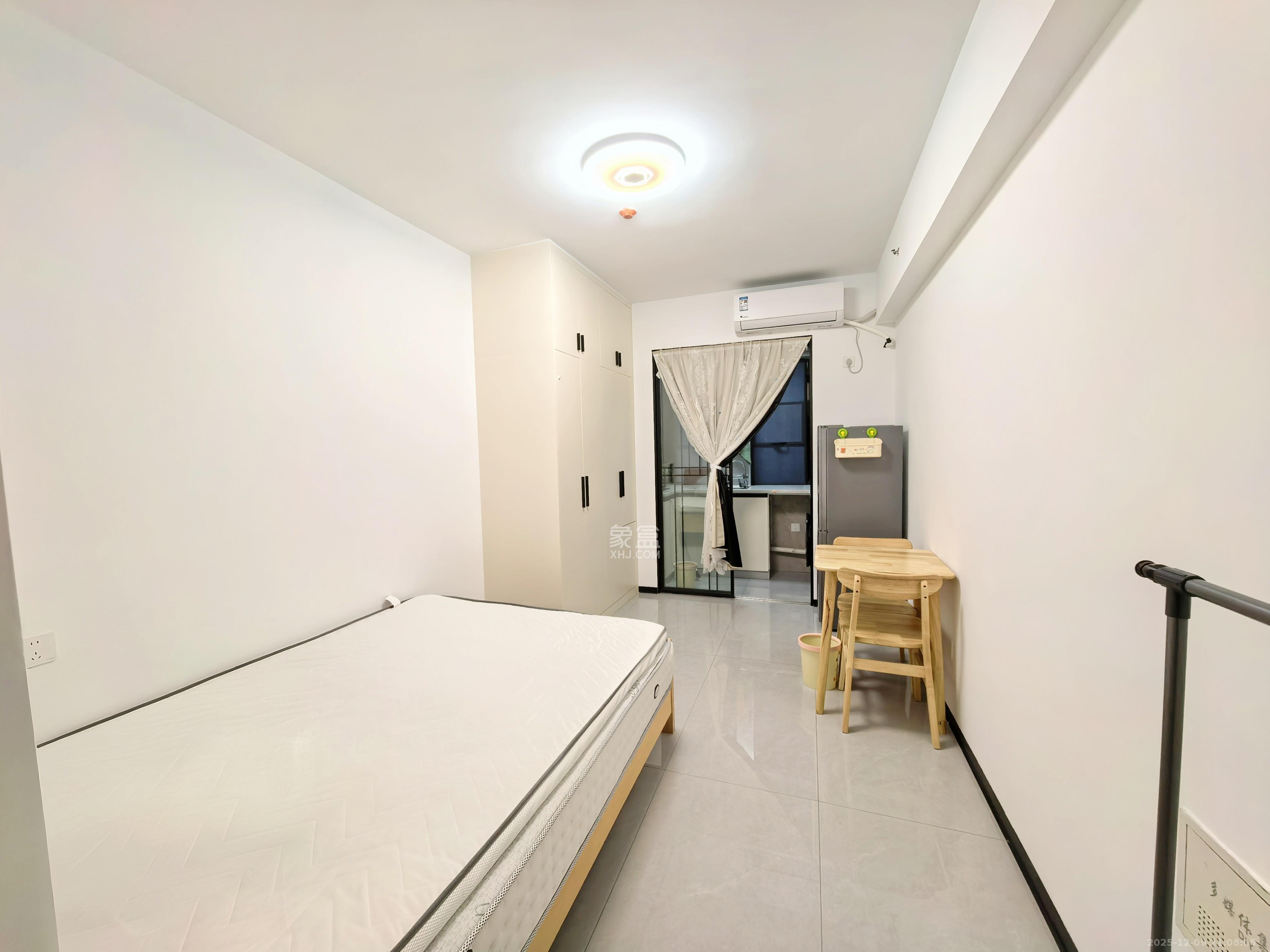 欧亚达国际广场 1室1厅1卫 1500.0元/月 欧亚达国际广场 1室1厅1卫 1500.0元/月室内图