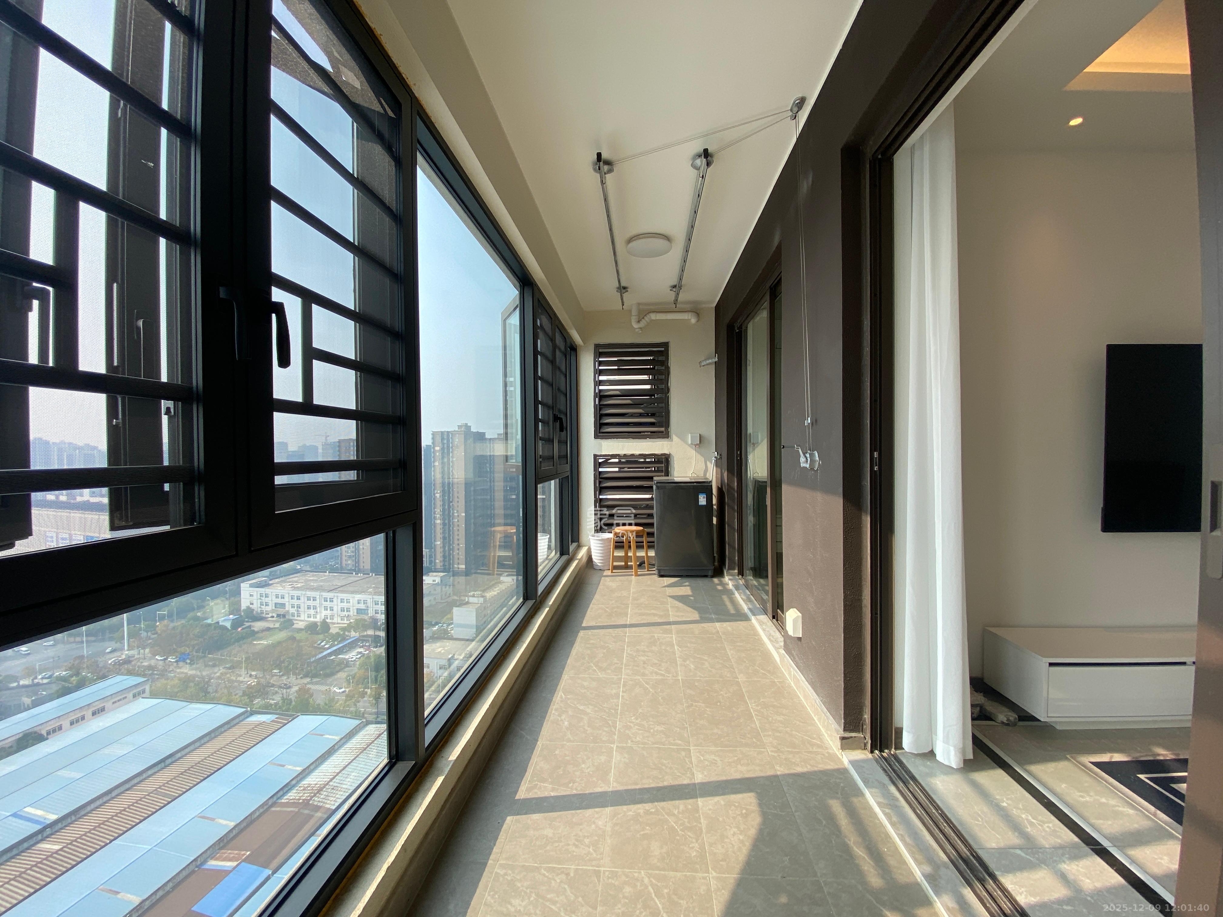 龙湖日盛奕境 3室2厅2卫 3000.0元/月 龙湖日盛奕境 3室2厅2卫 3000.0元/月室内图