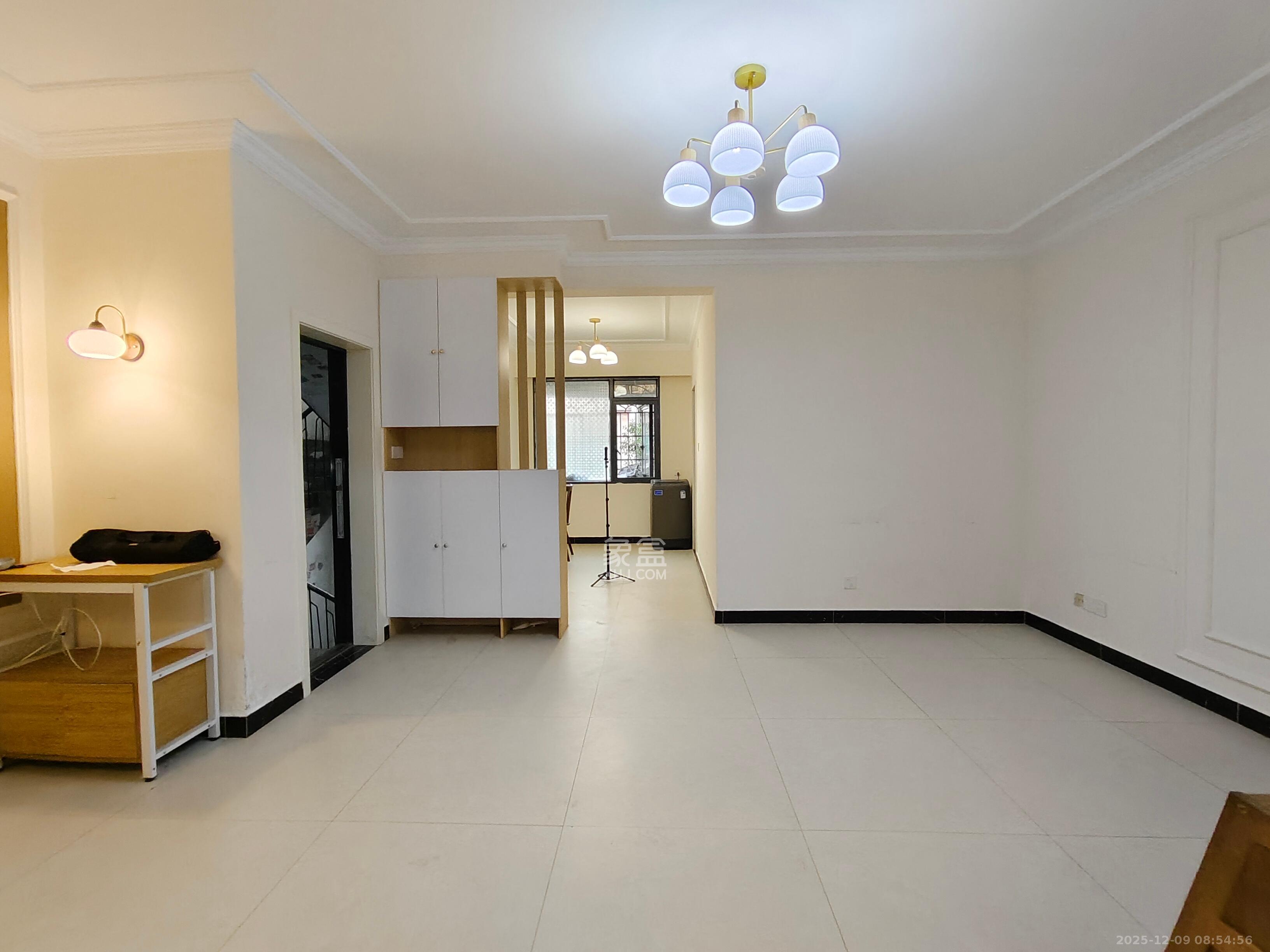 马王堆陶瓷建材新城  2室2厅1卫    1850.0元/月室内图