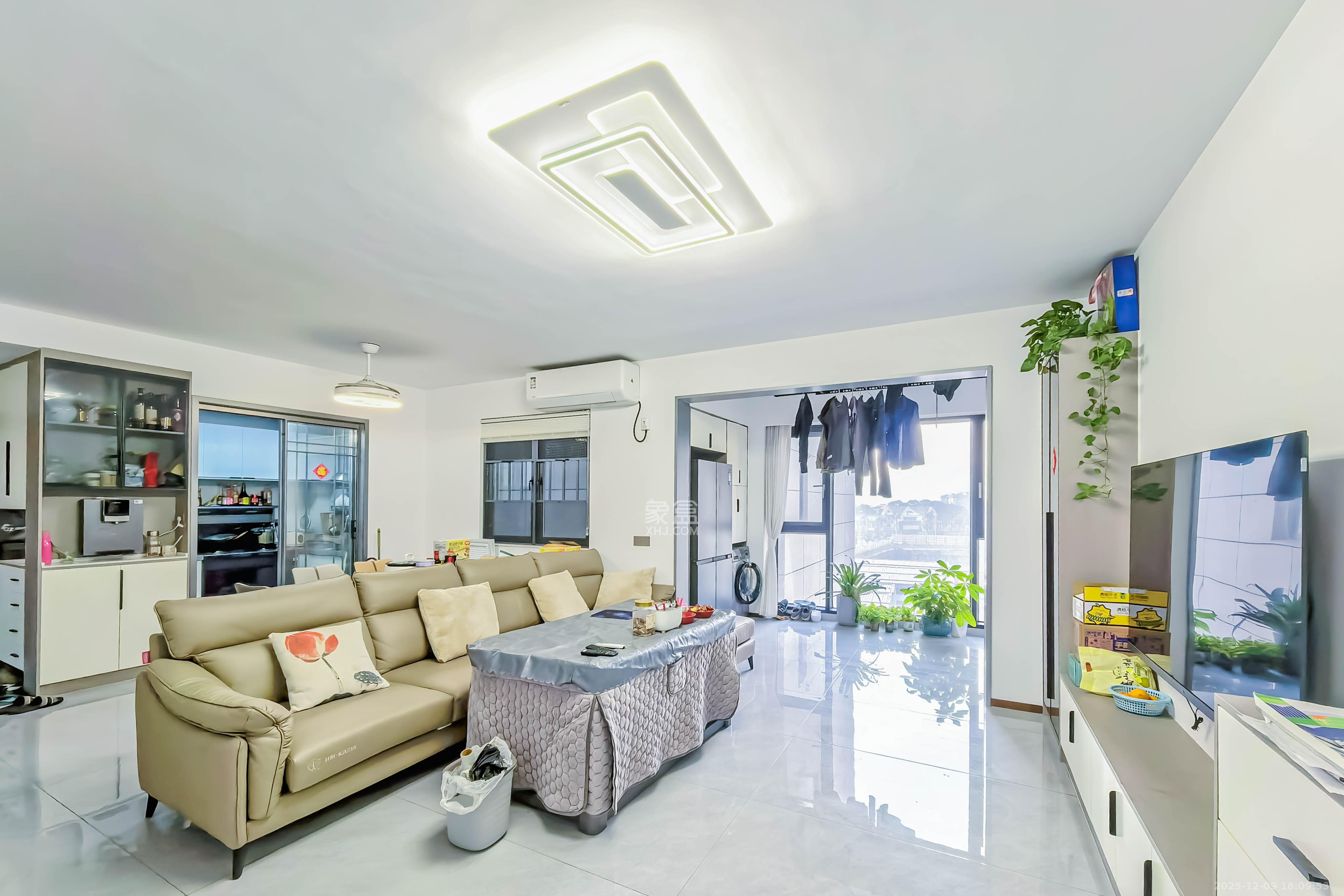 平吉上府  4室2厅2卫    170.0万