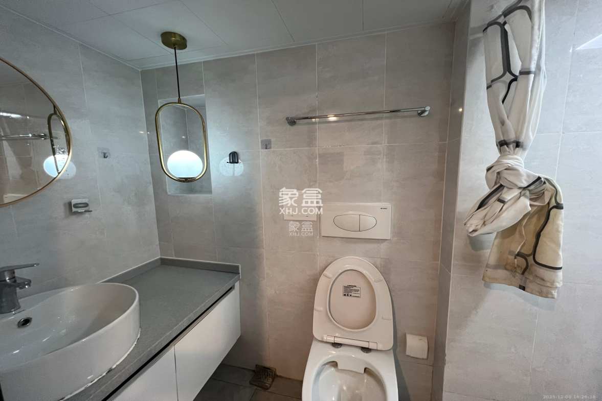 卓越江岸 1室0厅0卫 1800.0元/月 卓越江岸 1室0厅0卫 1800.0元/月室内图