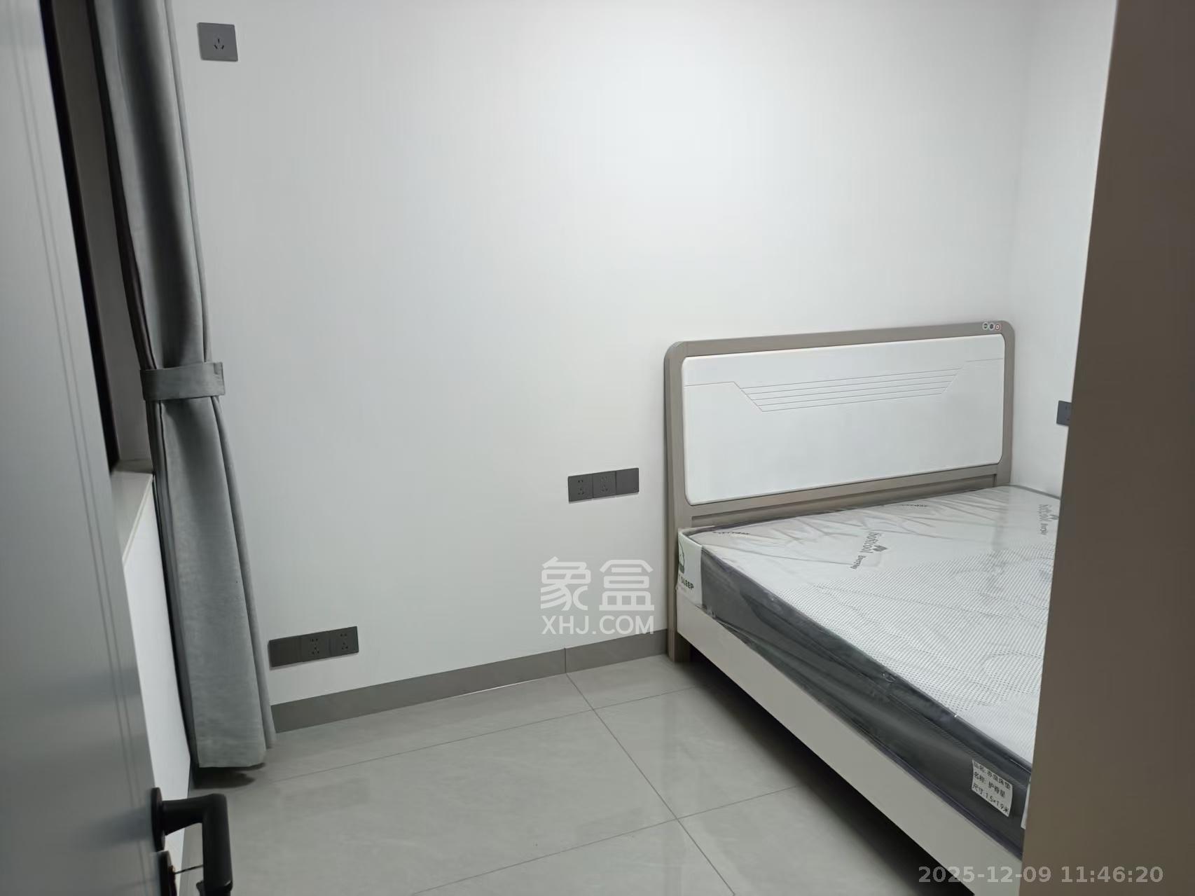 桥头家园二期(桥头家苑二期) 3室2厅2卫 1800.0元/月 桥头家园二期(桥头家苑二期) 3室2厅2卫 1800.0元/月室内图