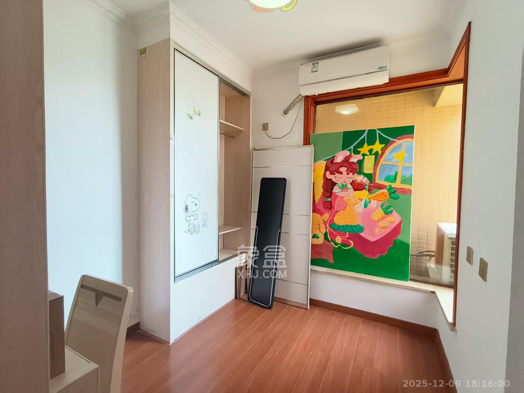 欧莱雅郡  3室2厅1卫    1900.0元/月室内图