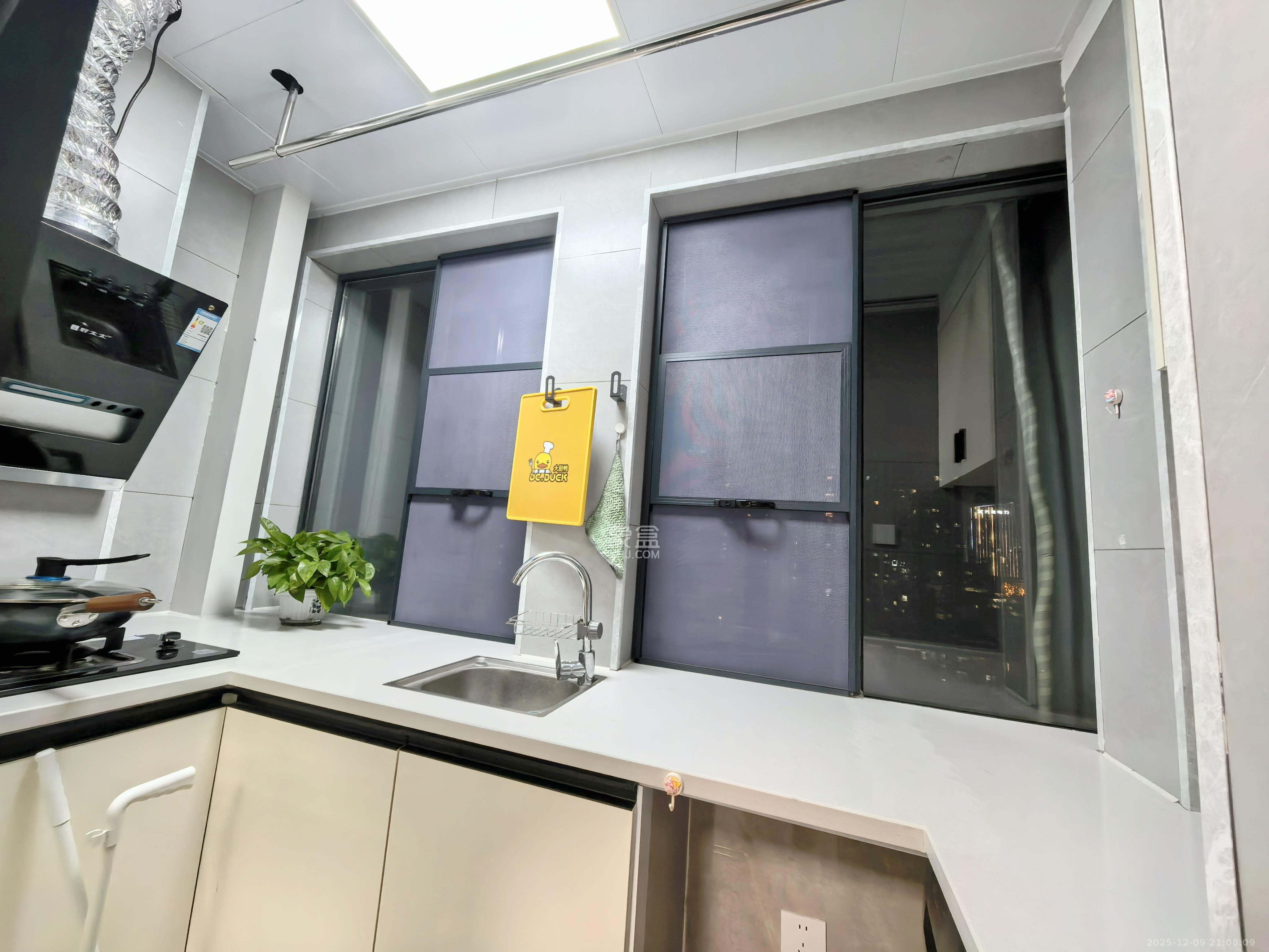 欧亚达国际广场 1室1厅1卫 1500.0元/月 欧亚达国际广场 1室1厅1卫 1500.0元/月室内图