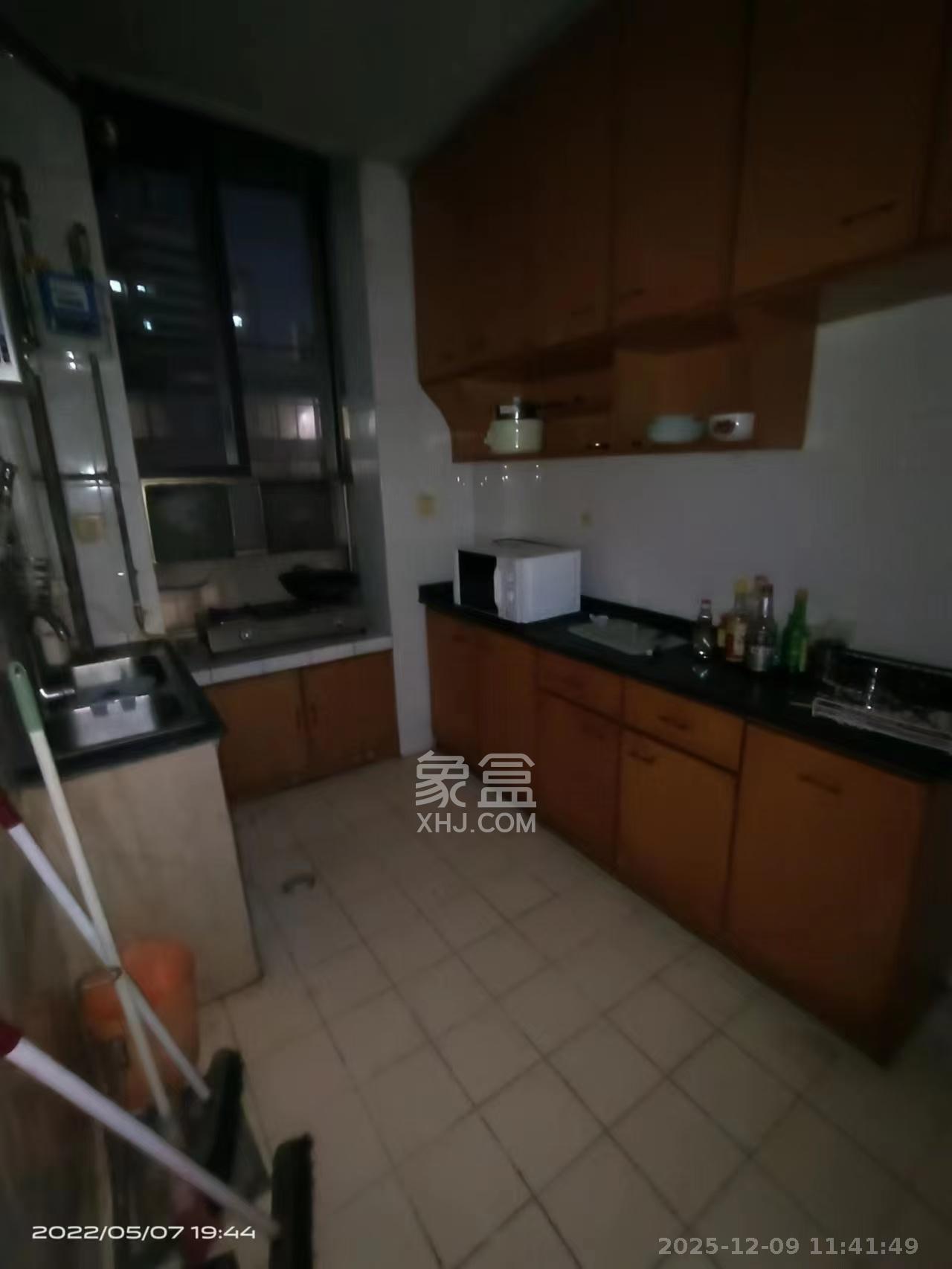 雨花区教育局宿舍  3室1厅1卫    2300.0元/月室内图