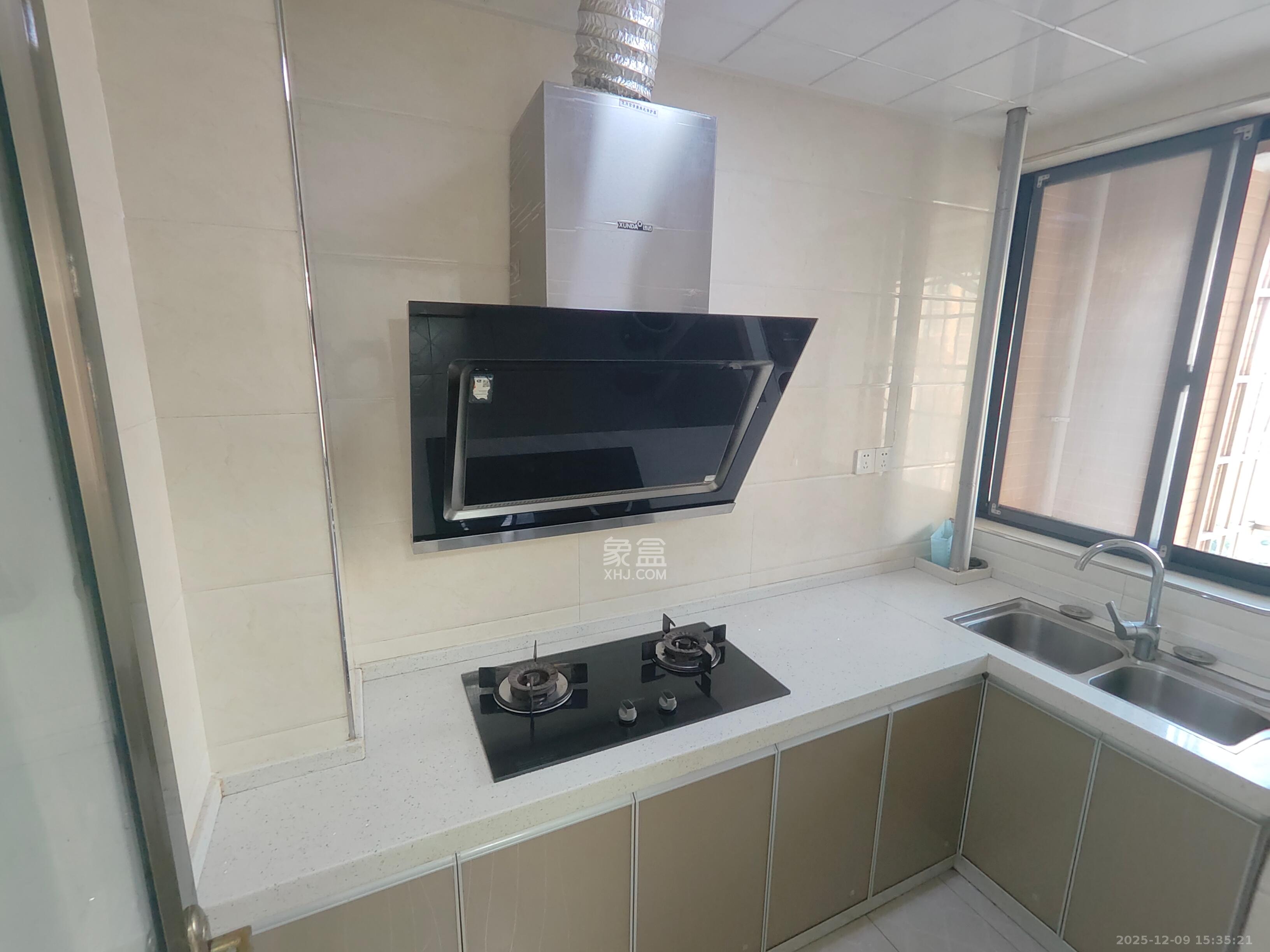 圭塘三小区  1室1厅1卫    1600.0元/月室内图