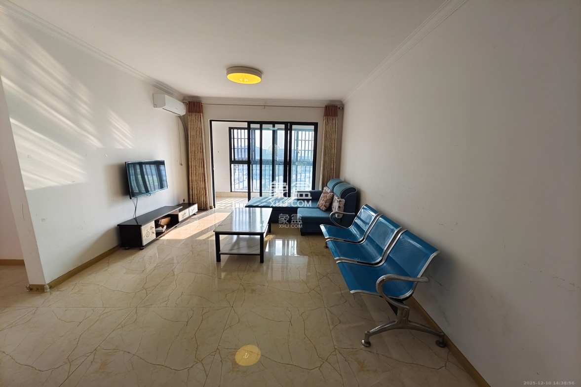 中建芙蓉嘉苑 3室2厅1卫 2100.0元/月 中建芙蓉嘉苑 3室2厅1卫 2100.0元/月室内图