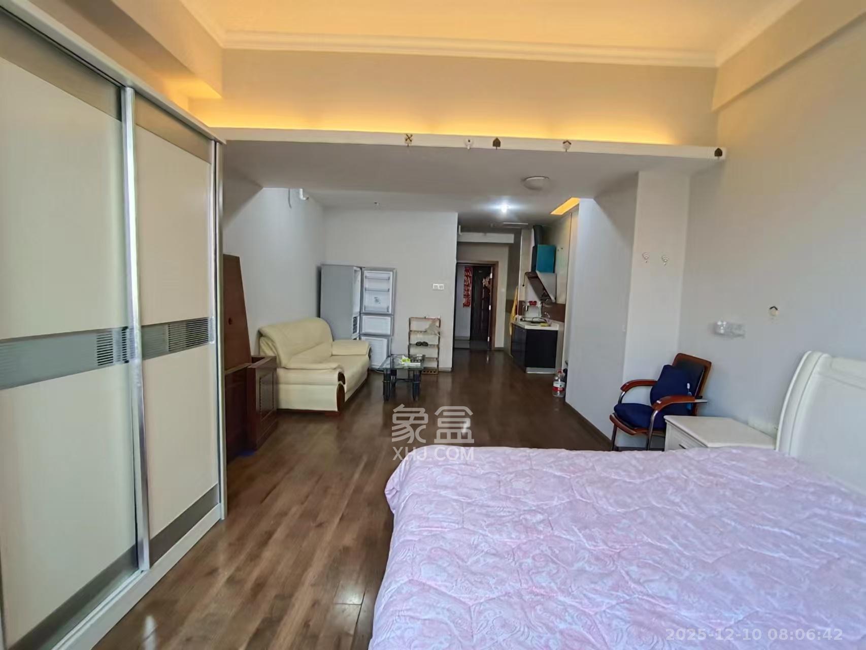 昊天大厦 1室1厅1卫 1800.0元/月 昊天大厦 1室1厅1卫 1800.0元/月室内图