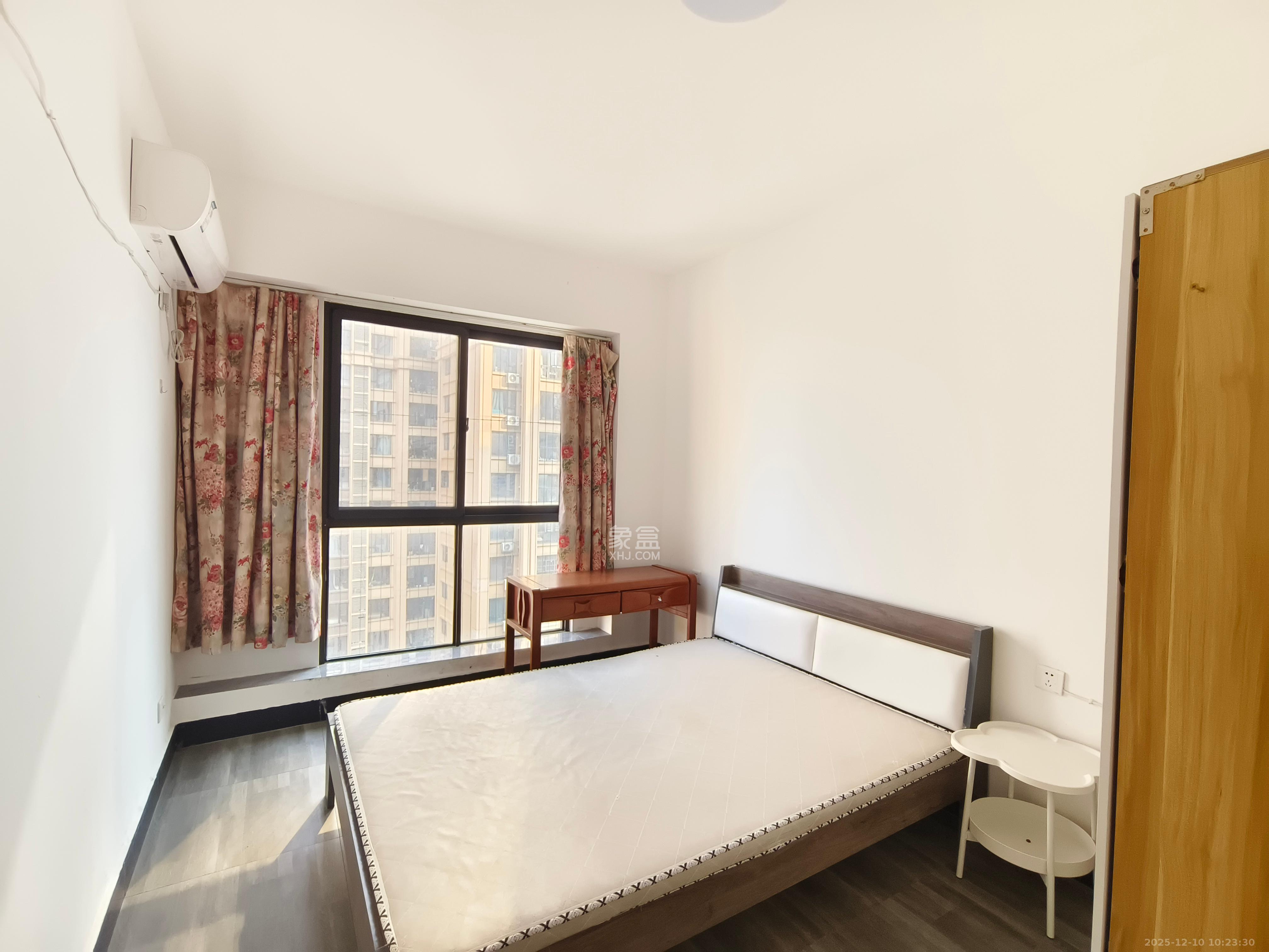 润和又一城 4室2厅2卫 2500.0元/月 润和又一城 4室2厅2卫 2500.0元/月室内图