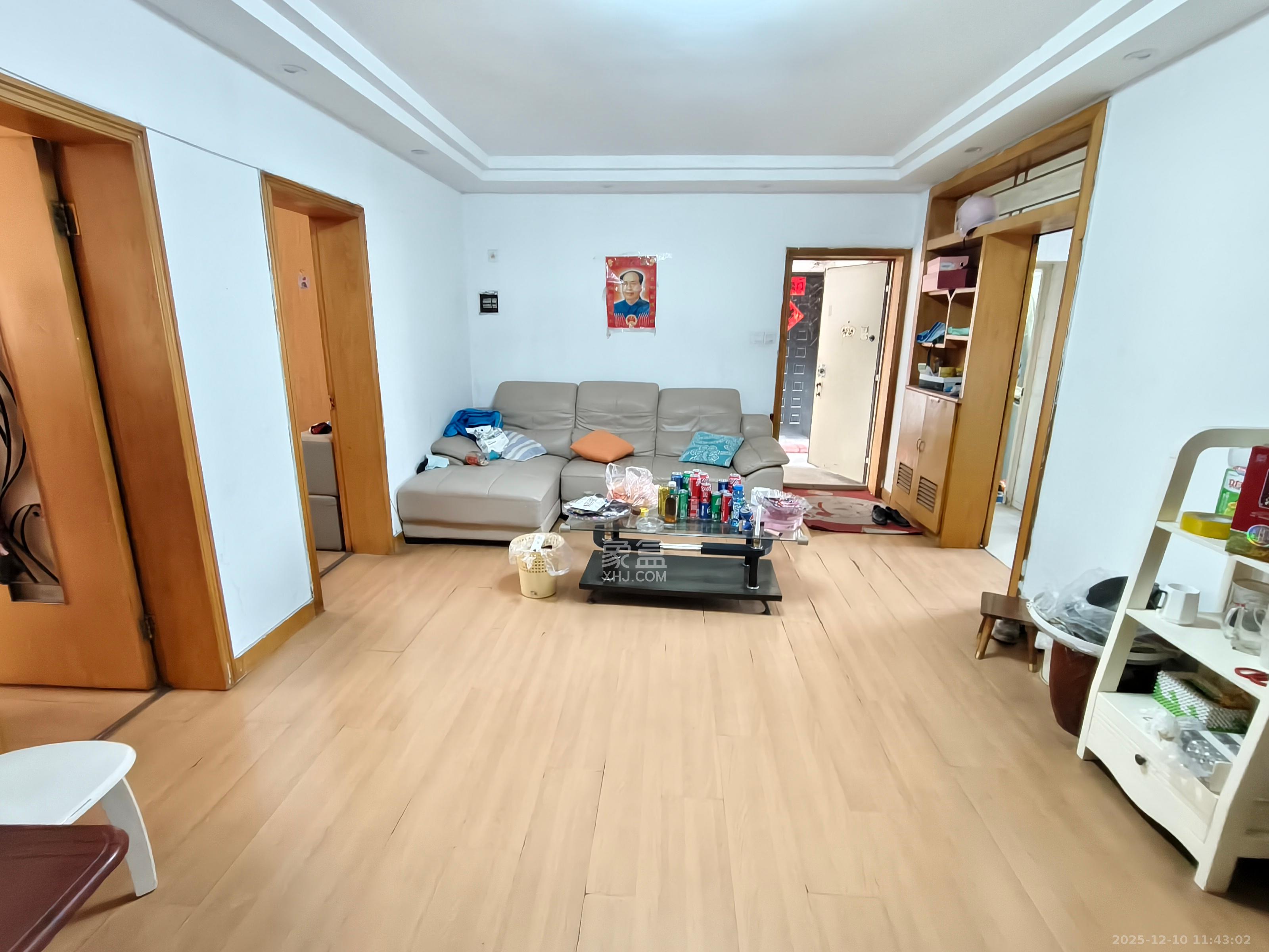 骆家坝小区 3室2厅1卫 1500.0元/月 骆家坝小区 3室2厅1卫 1500.0元/月室内图