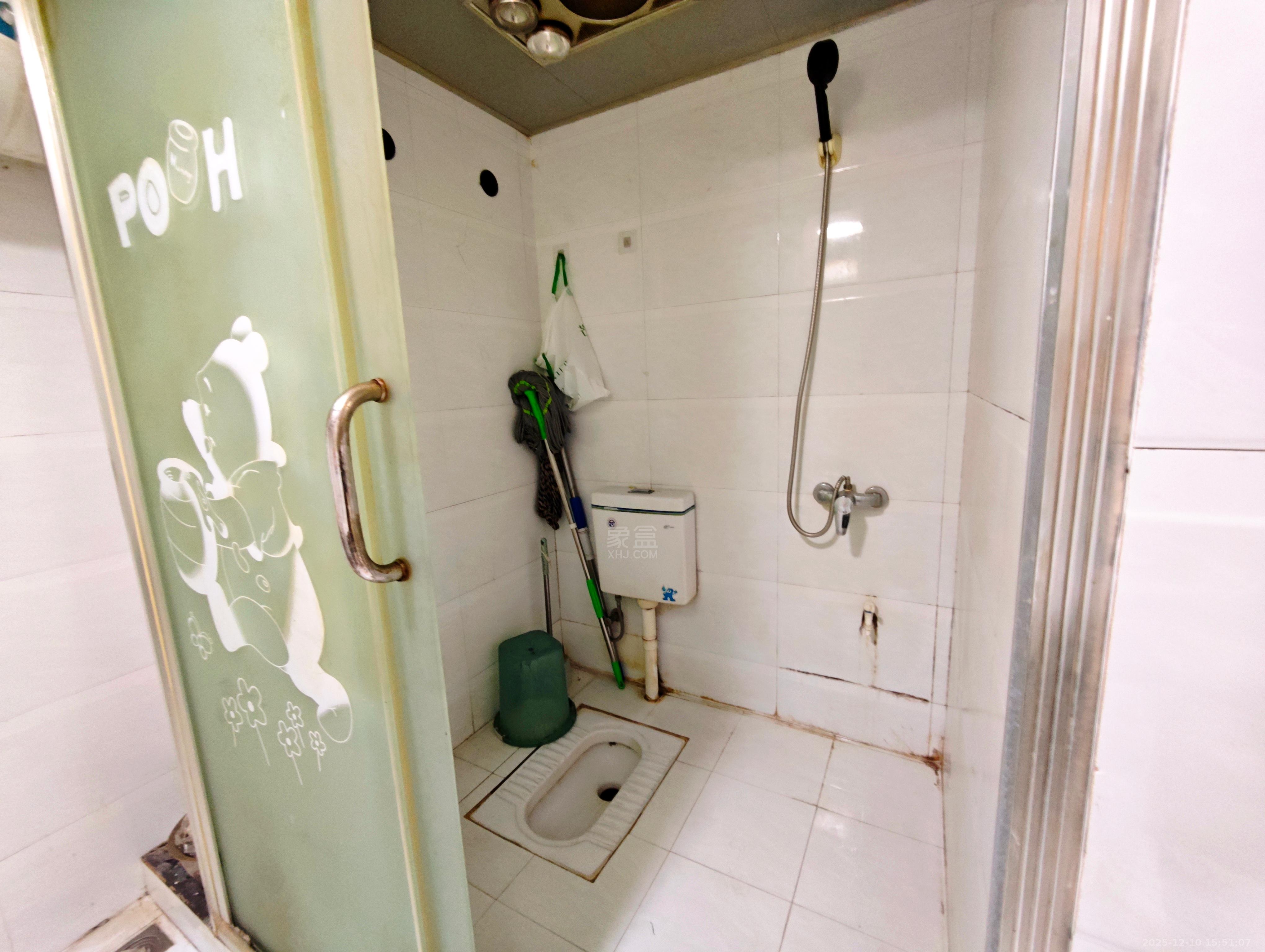 金轮时代广场  2室1厅1卫    1500.0元/月室内图