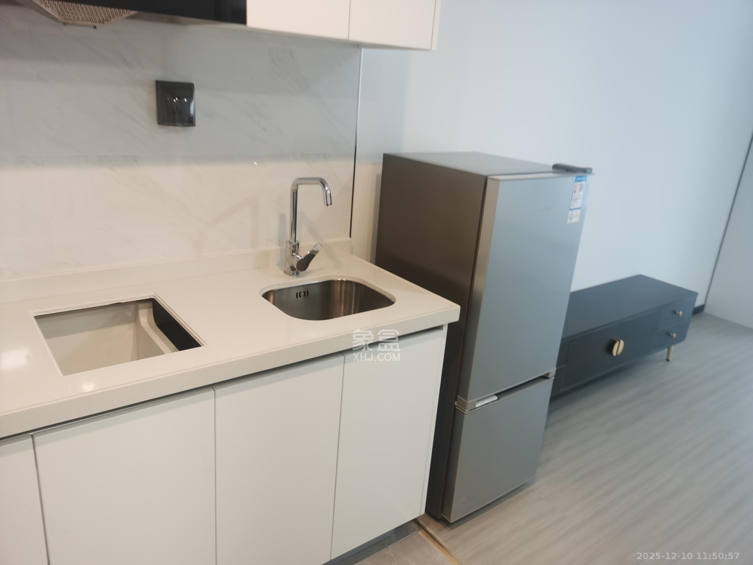 梅溪华府(新城金茂梦想华府) 1室0厅0卫 1700.0元/月 梅溪华府(新城金茂梦想华府) 1室0厅0卫 1700.0元/月室内图