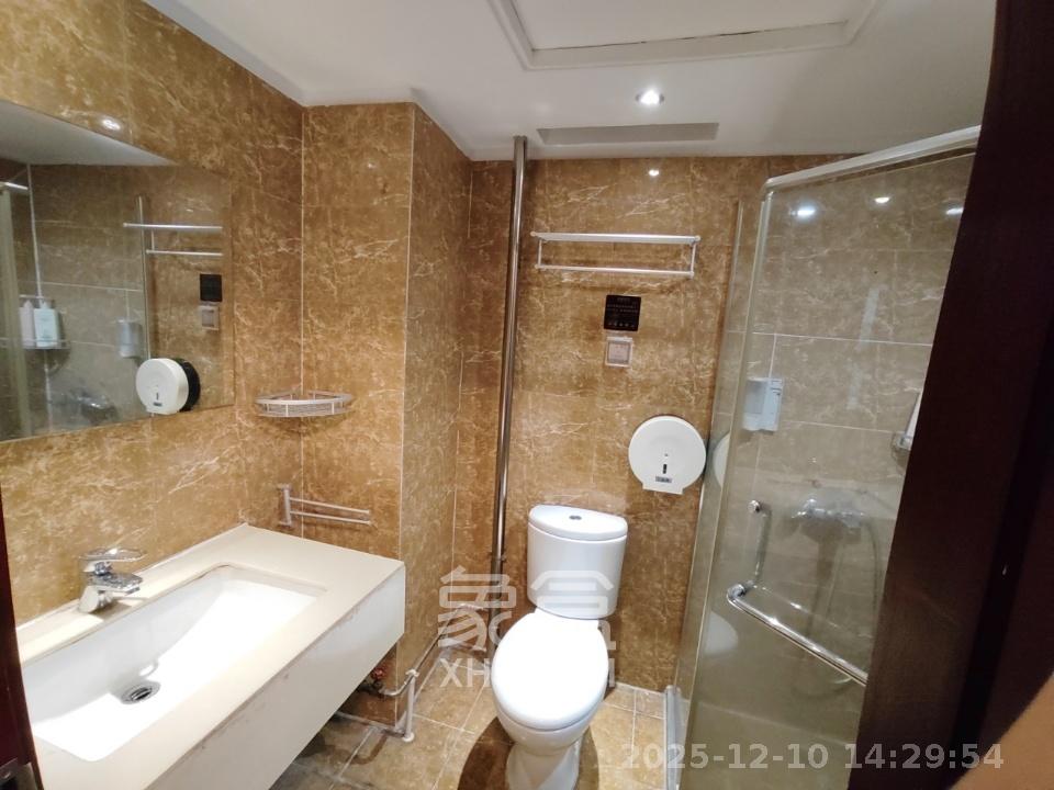 东塘瑞府  1室1厅1卫    1980.0元/月室内图