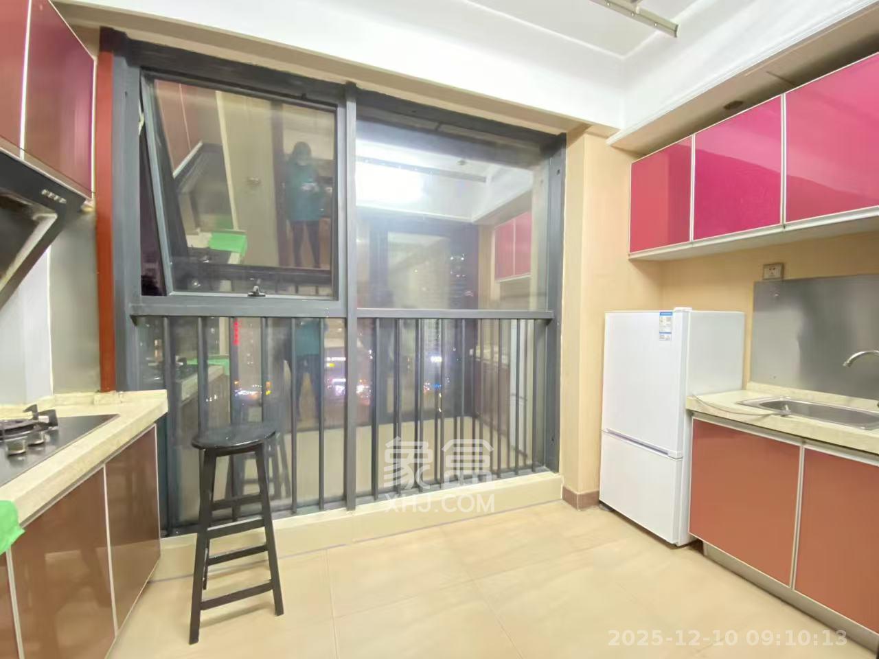 东塘瑞府  1室1厅1卫    1700.0元/月室内图