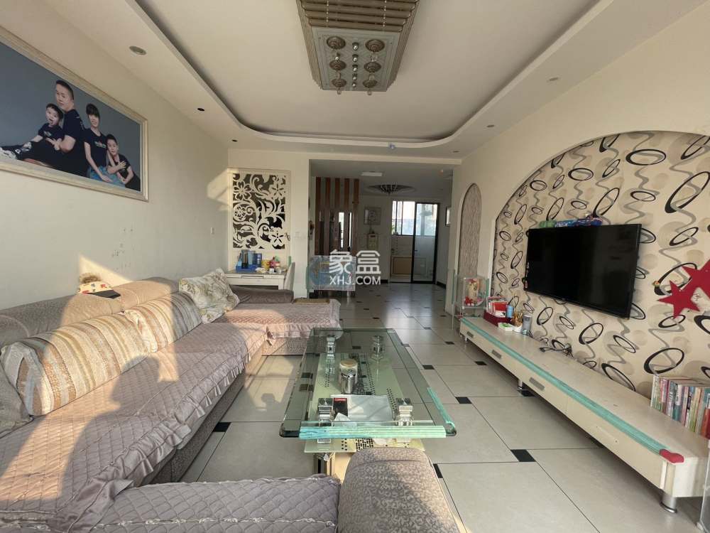 三一歌雅郡  3室2厅2卫    45.0万