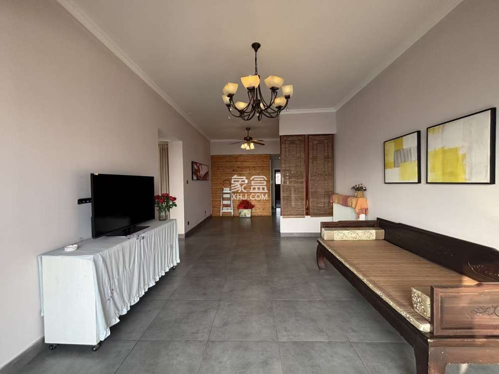 湘江名都  4室2厅2卫    86.8万