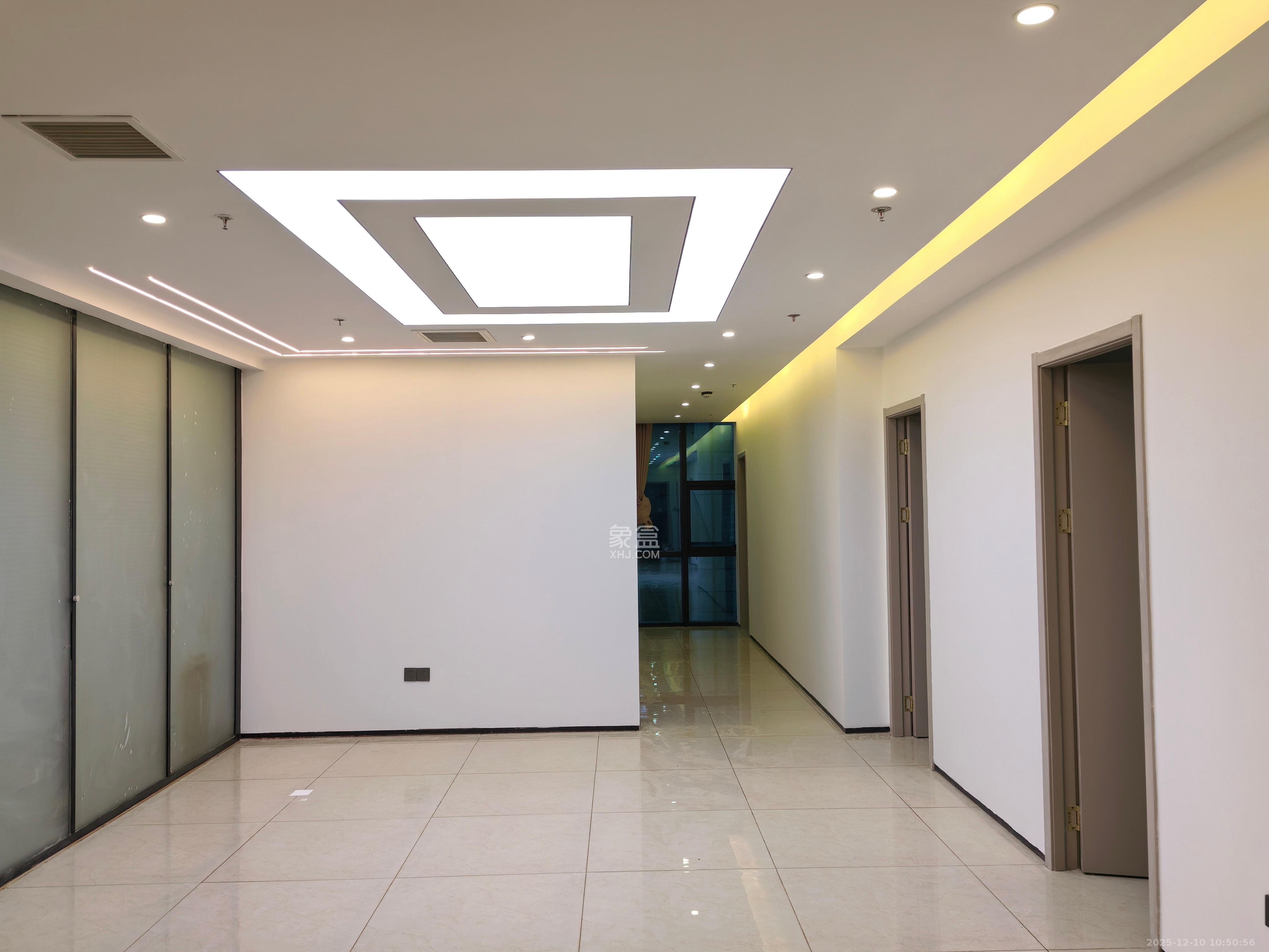 东盈商业广场（华泉城市广场）   200.0㎡      9500.0元/月室内图