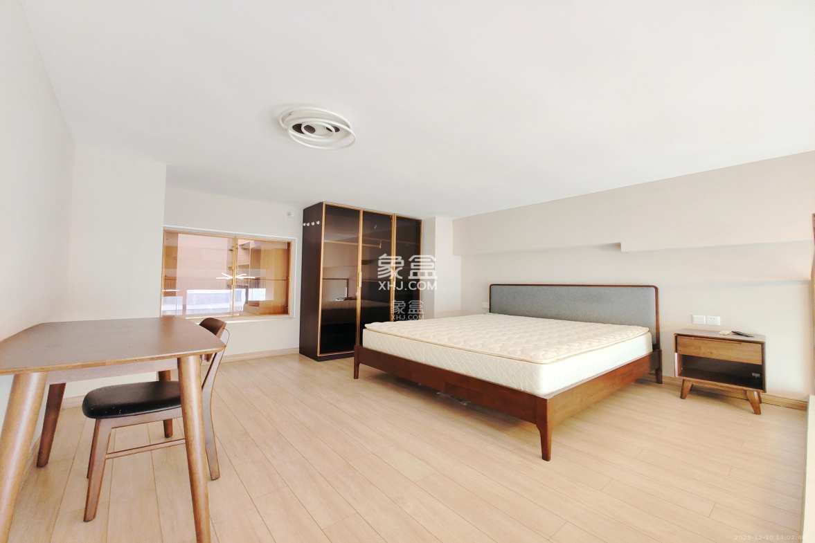 远洋外滩壹号 1室1厅1卫 2700.0元/月 远洋外滩壹号 1室1厅1卫 2700.0元/月室内图