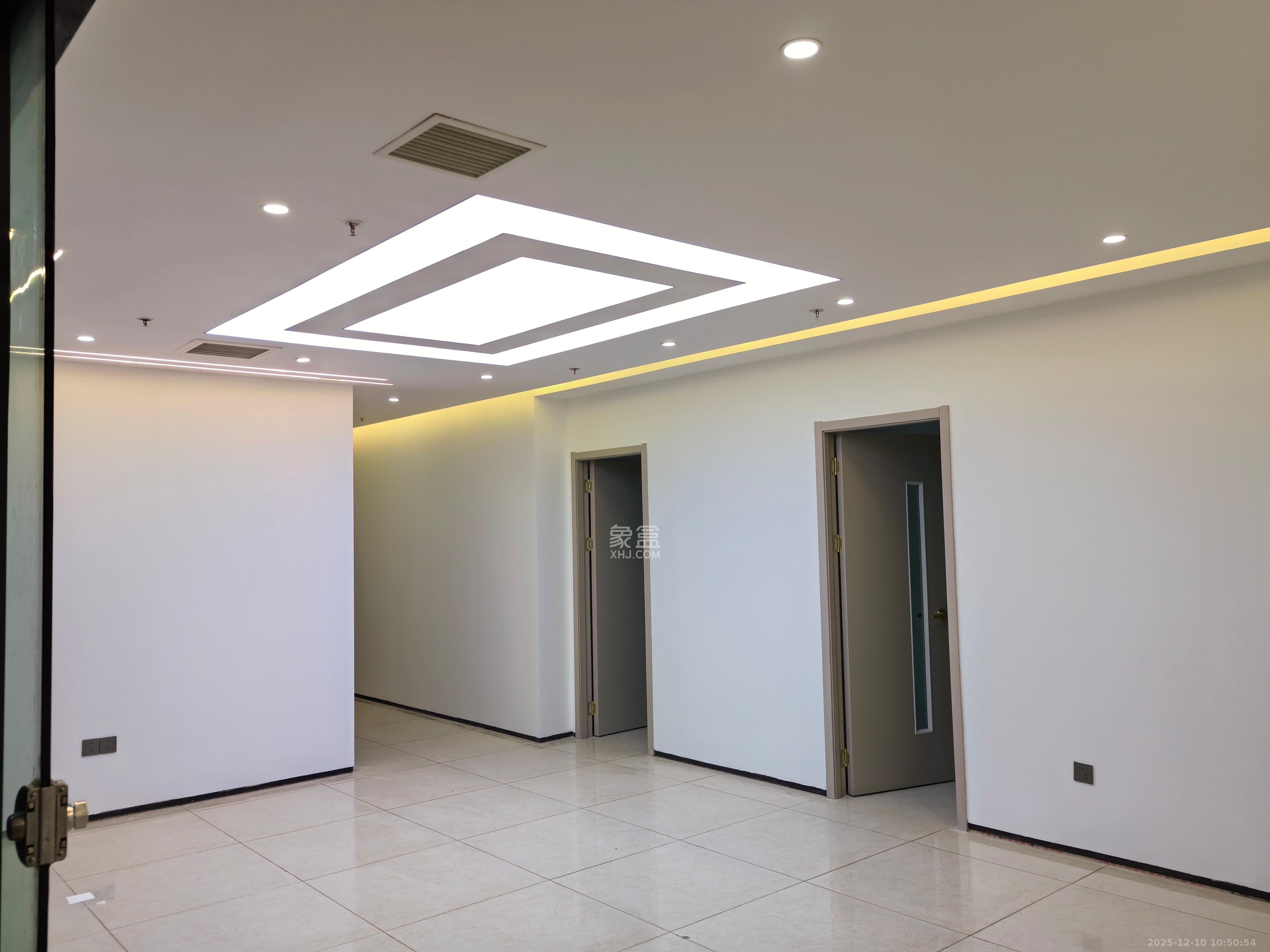 东盈商业广场（华泉城市广场）   200.0㎡      9500.0元/月室内图